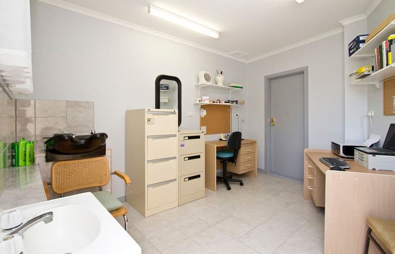 62 Grenda Drive, MILL PARK VIC 3082, Mill Park - Thumbnail 5