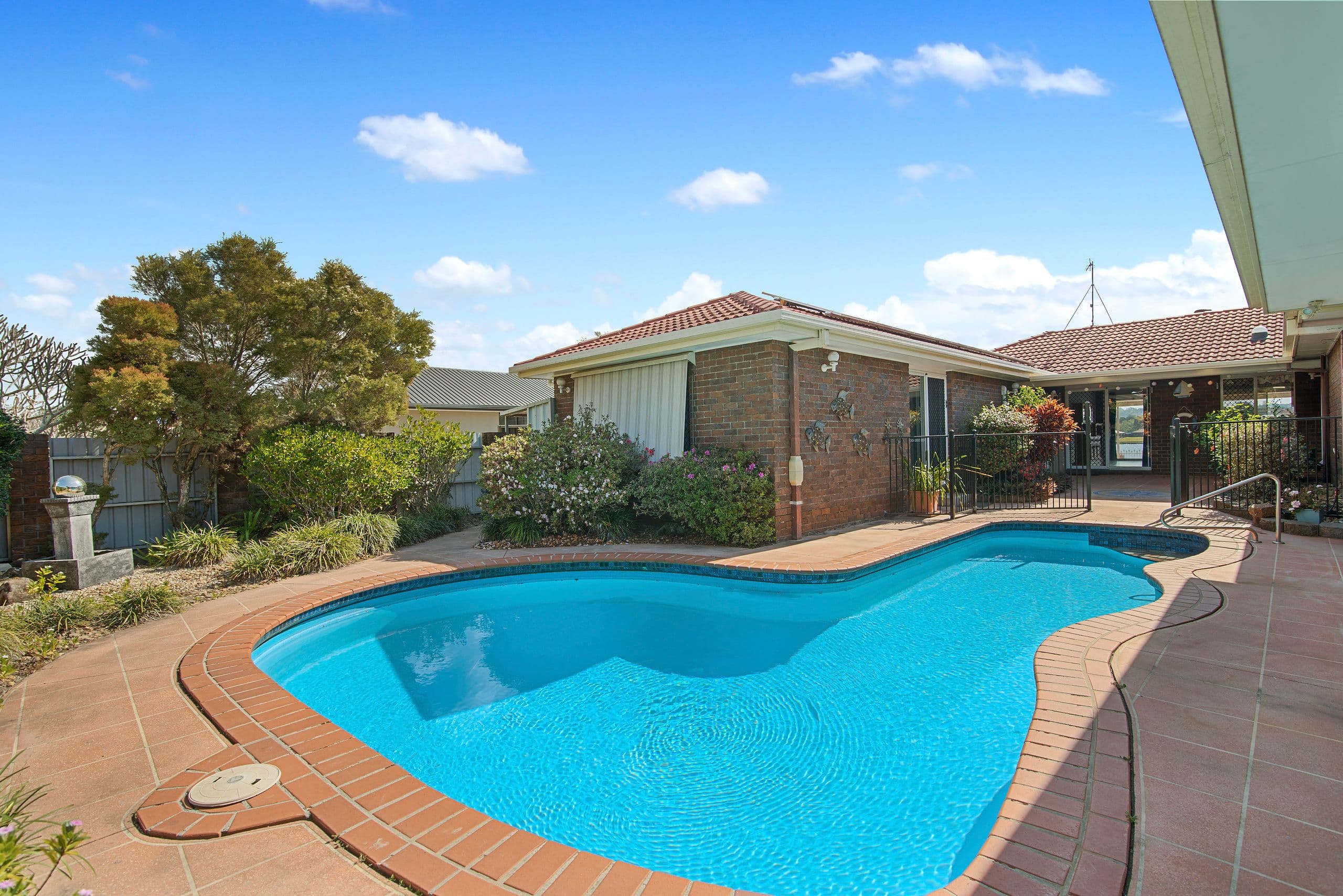 37 Ironbark Street, Elanora QLD 4221, Elanora - Thumbnail 3