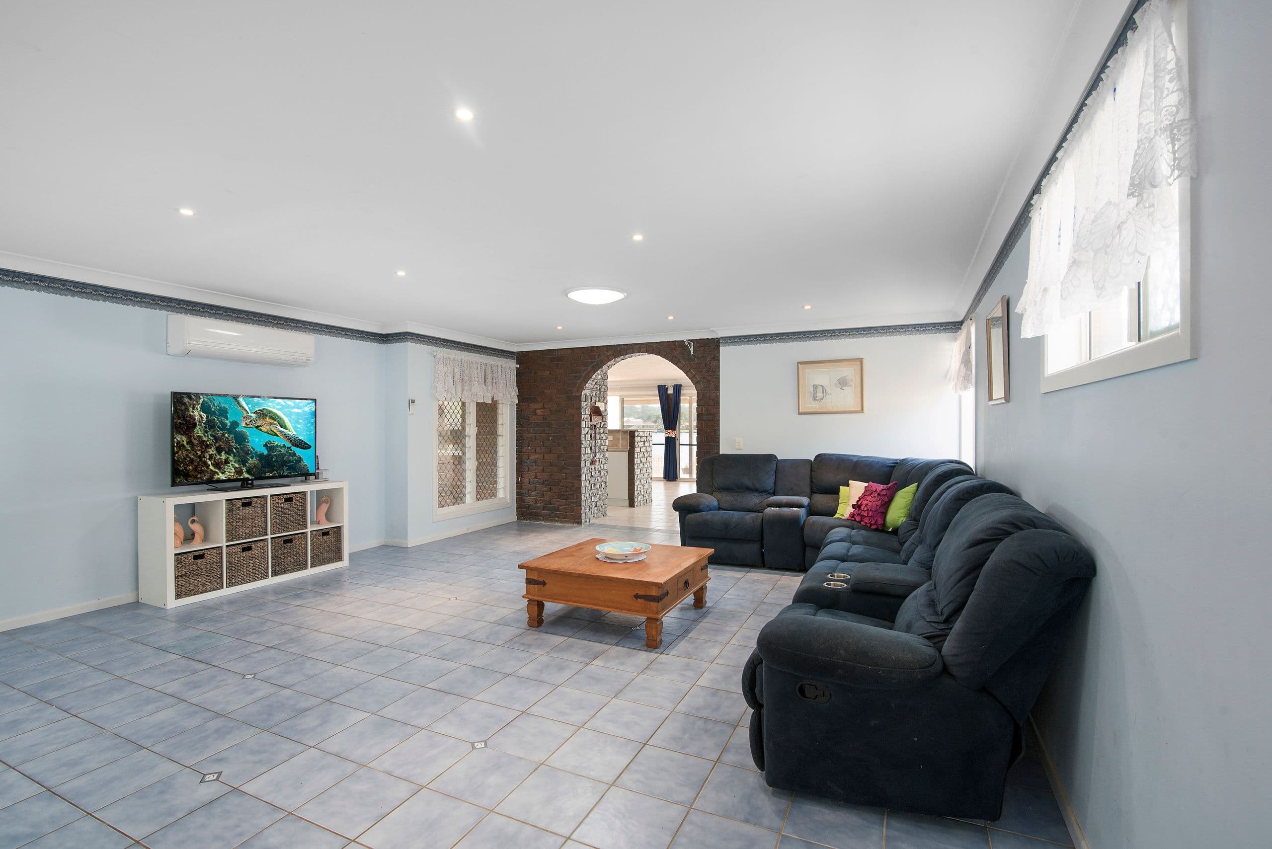 37 Ironbark Street, Elanora QLD 4221, Elanora - Thumbnail 8