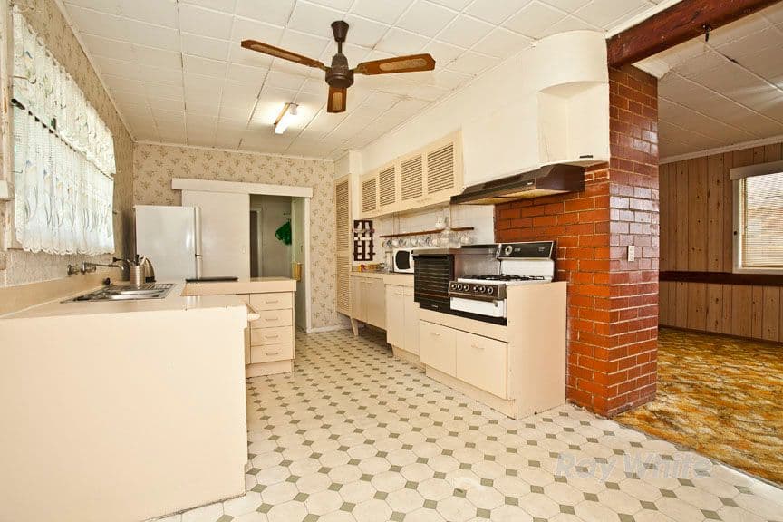 12 Harwell Road, FERNTREE GULLY VIC 3156, Ferntree Gully - Thumbnail 2