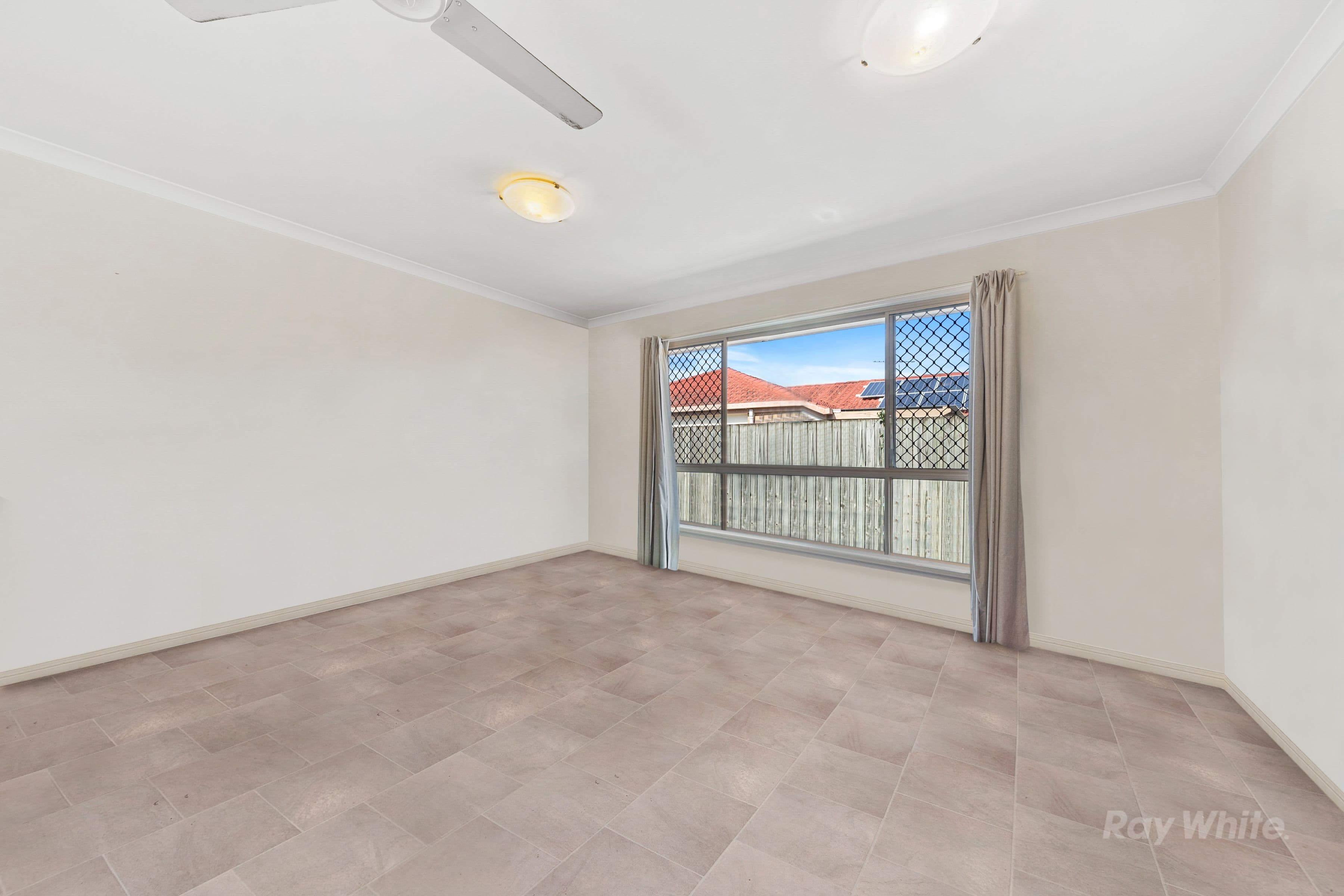 92 Golden Avenue, Calamvale QLD 4116, Calamvale - Thumbnail 6