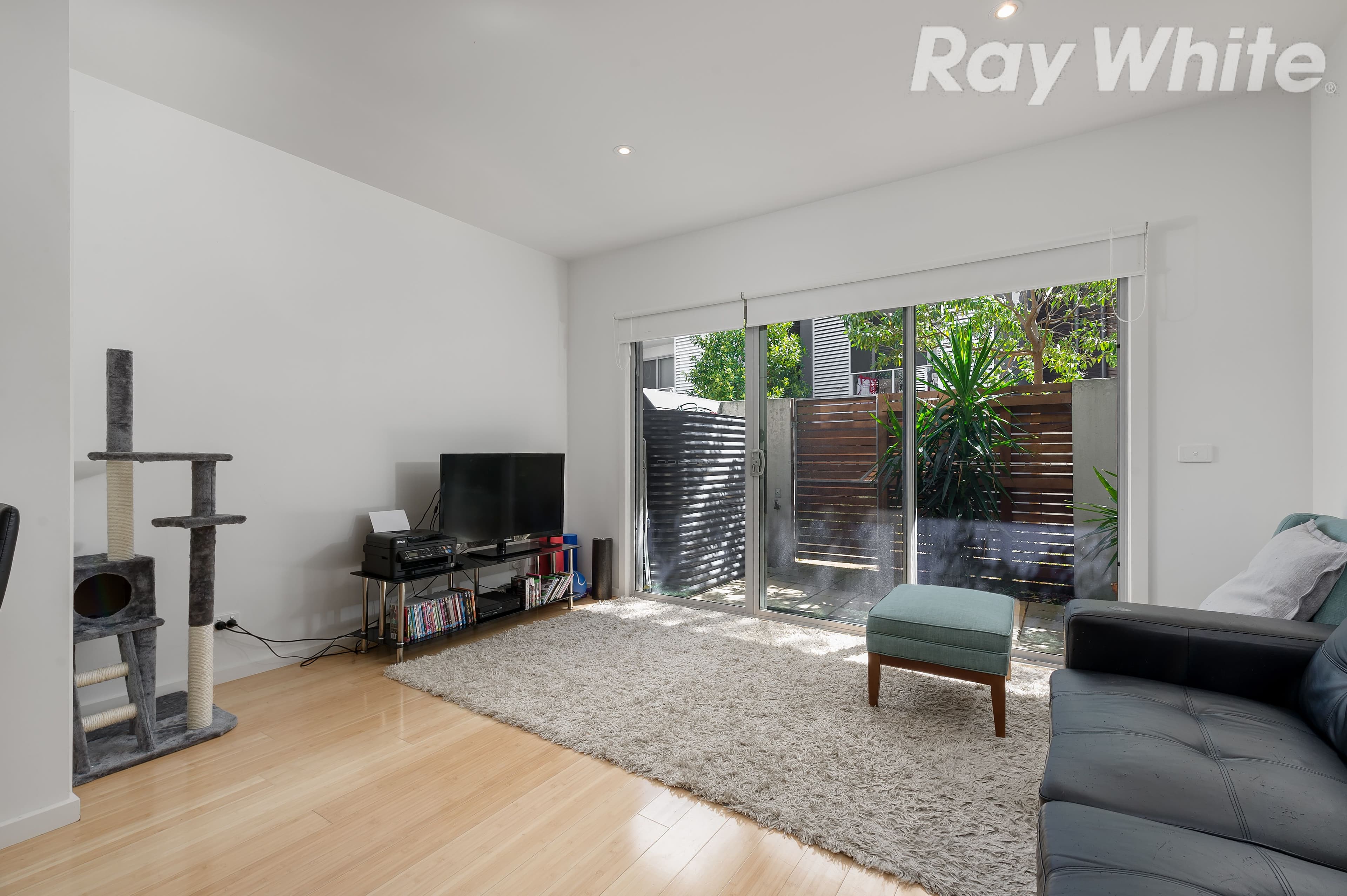 5 Poinsettia Court, Bundoora VIC 3083, Bundoora - Thumbnail 4
