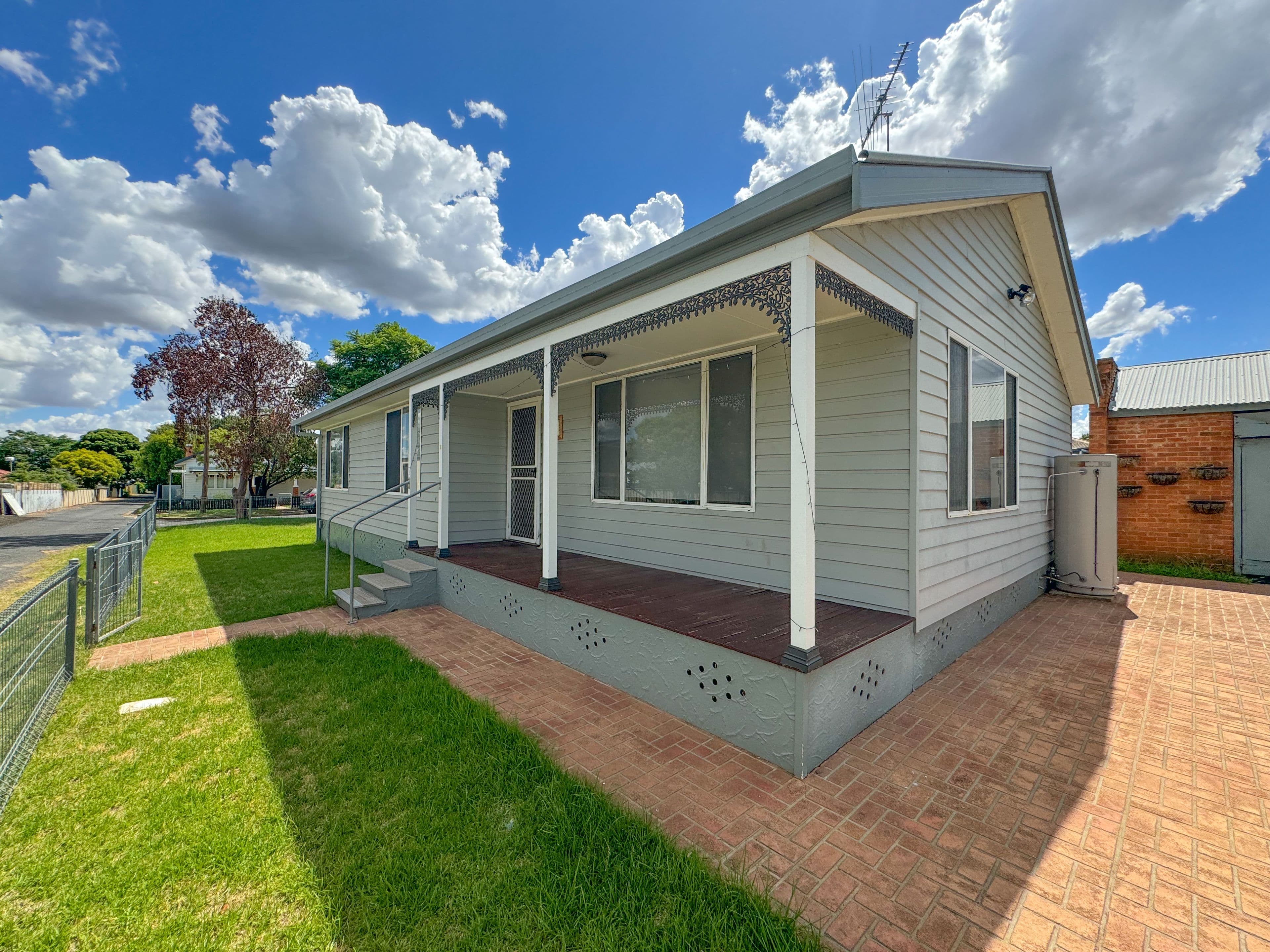 1 Underwood Street, Forbes NSW 2871, Forbes - Image 1