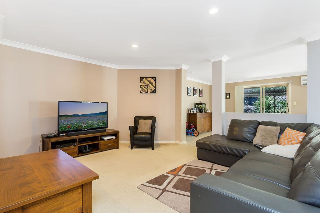 29 Cowell Drive, Burleigh Heads QLD 4220, Burleigh Heads - Thumbnail 2