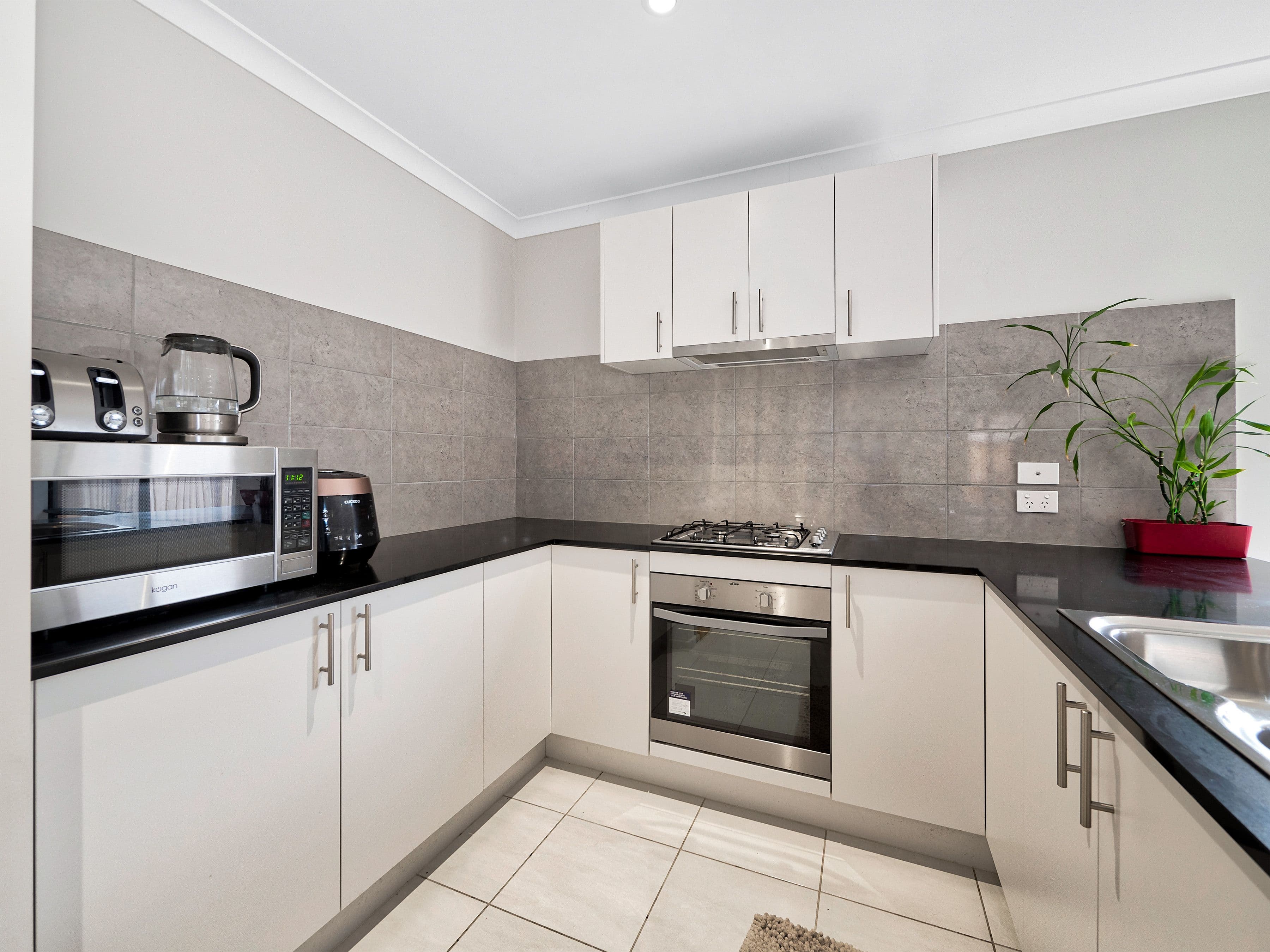 52 Bales Road, Cranbourne East VIC 3977, Cranbourne East - Thumbnail 3