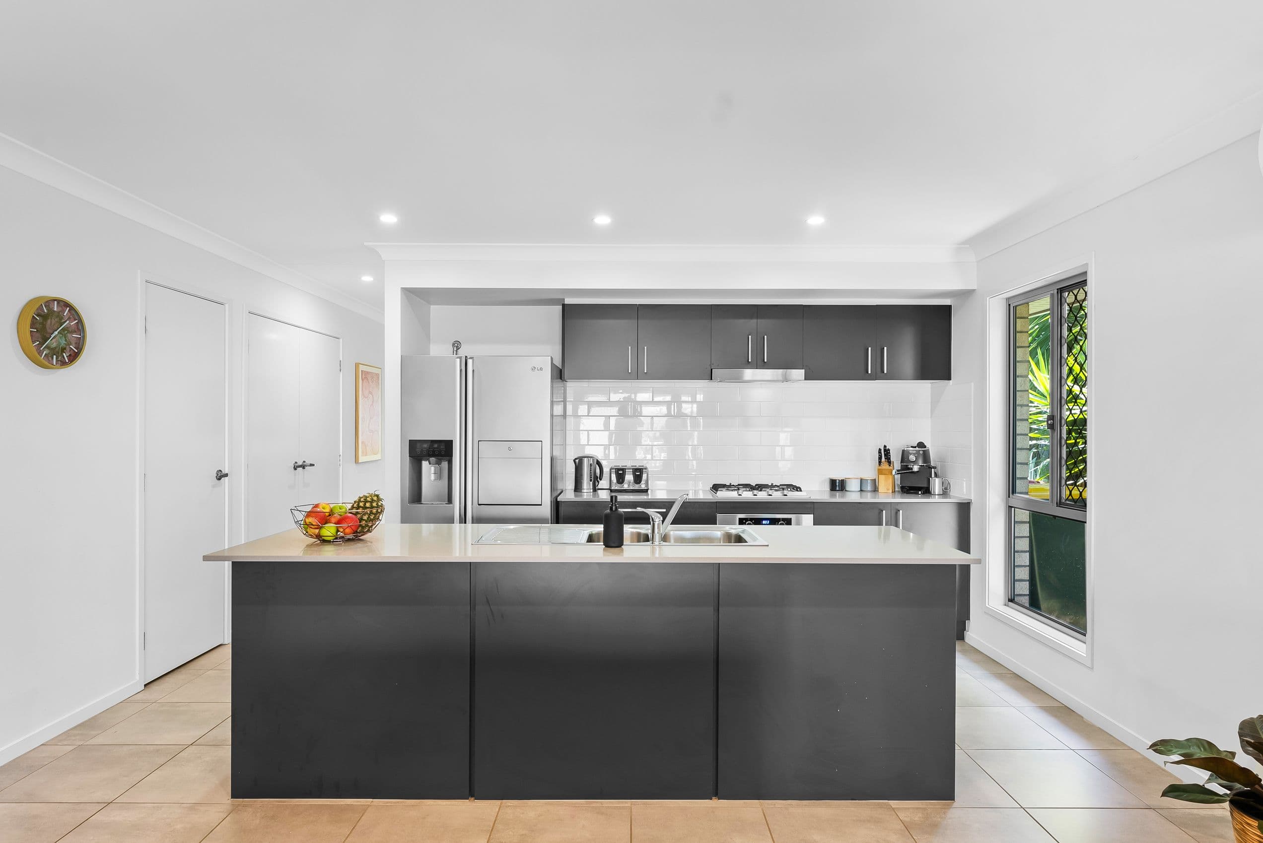 98 Surround Street, Dakabin QLD 4503, Dakabin - Thumbnail 2
