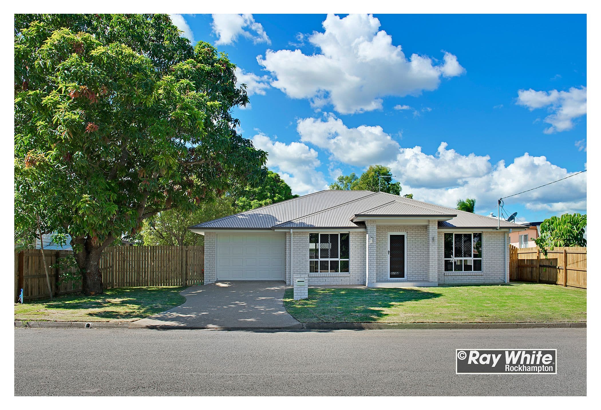 8 Hopkins Street, Park Avenue QLD 4701, Park Avenue - Image 1