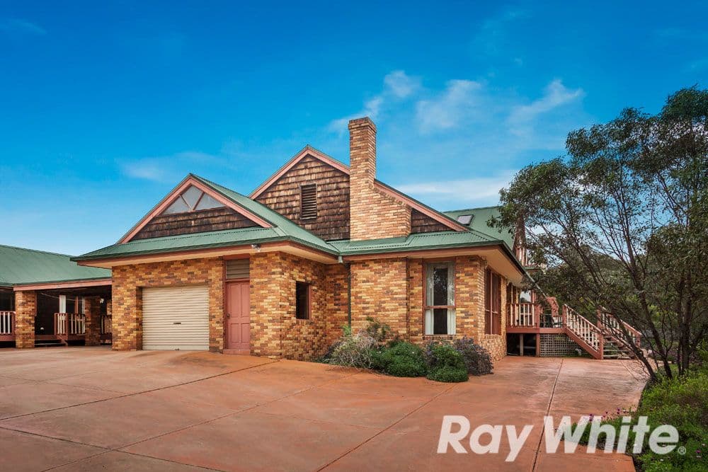 110 Heather Avenue, Hurstbridge VIC 3099, Hurstbridge - Image 1