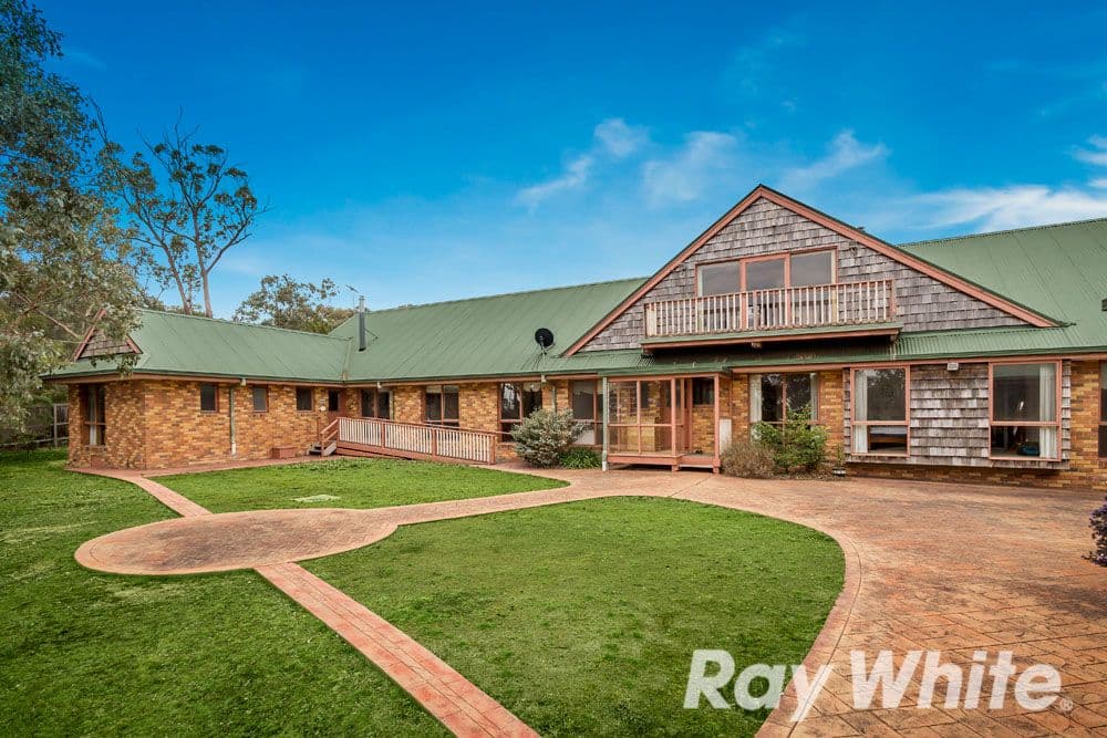 110 Heather Avenue, Hurstbridge VIC 3099, Hurstbridge - Thumbnail 2