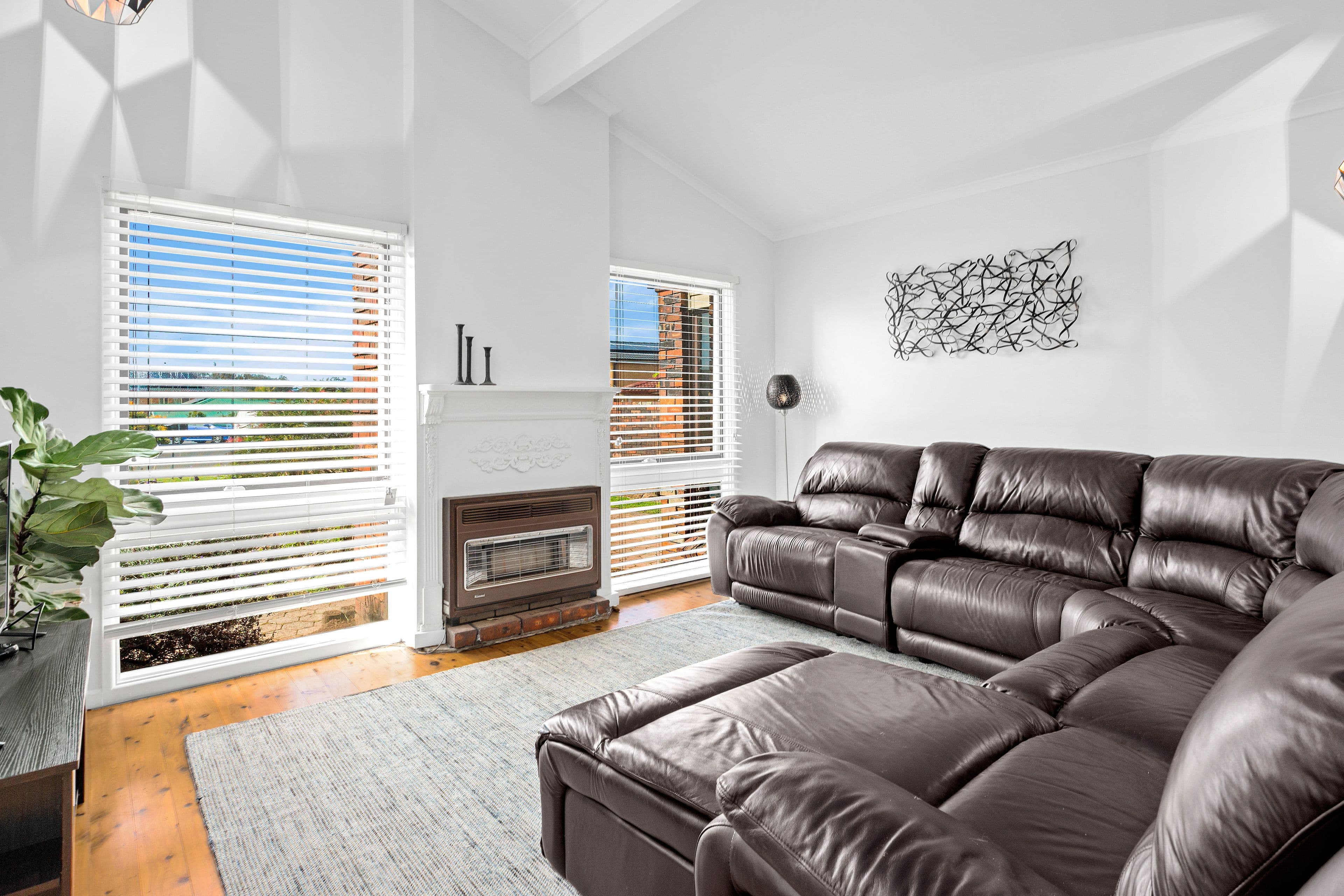 22 Flinders Close, Barrack Heights NSW 2528, Barrack Heights - Thumbnail 2