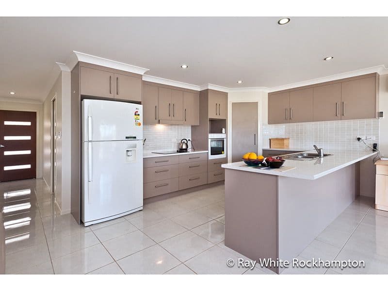 17 Annie Close, GRACEMERE QLD 4702, Gracemere - Thumbnail 3