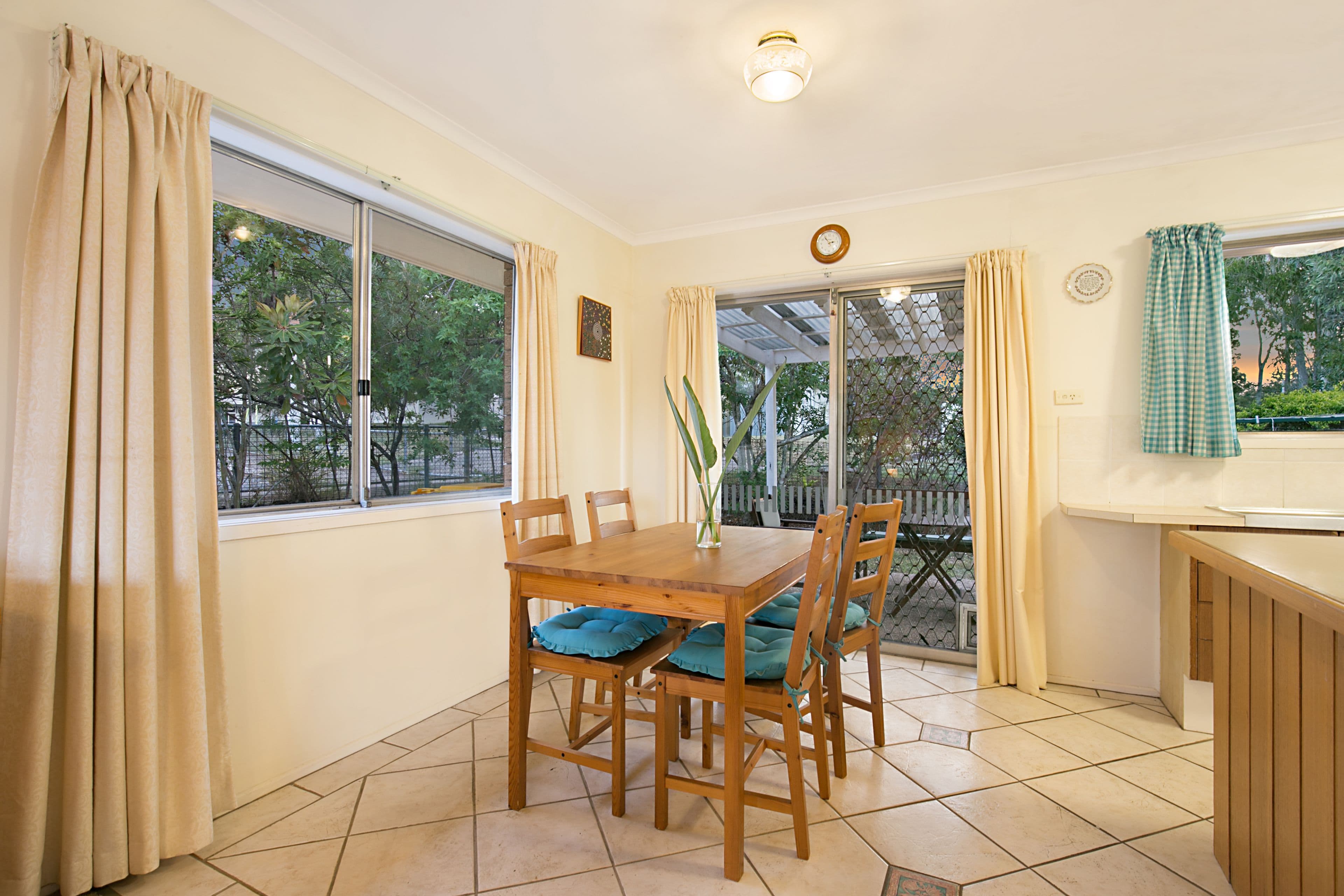 12 Lobelia Avenue, Daisy Hill QLD 4127, Daisy Hill - Thumbnail 5