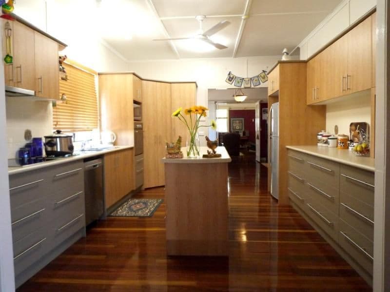 8 Fowler Street, WEST GLADSTONE QLD 4680, West Gladstone - Image 1