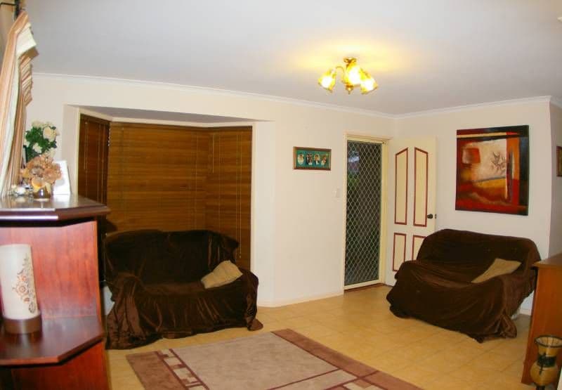 10 Maryleigh Street, DECEPTION BAY QLD 4508, Deception Bay - Thumbnail 3