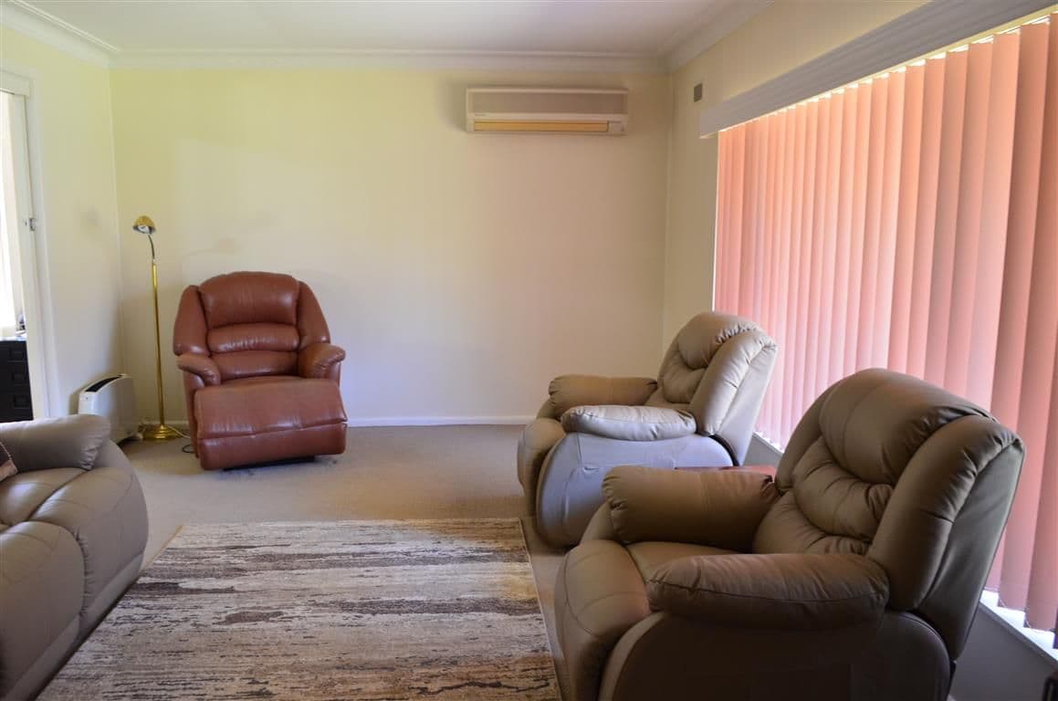 195 Capper Street, Tumut - Thumbnail 4
