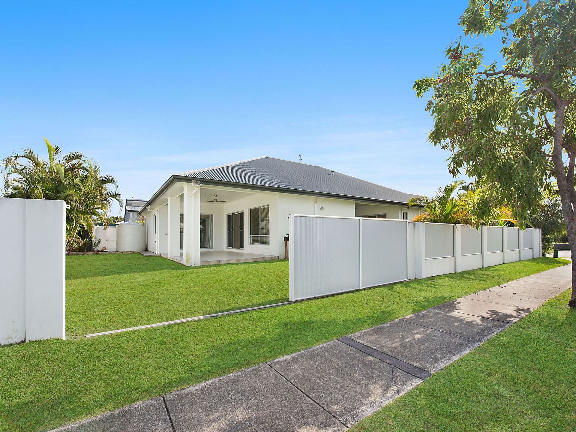 1 Flitcroft Place, Pelican Waters QLD 4551, Pelican Waters - Thumbnail 2