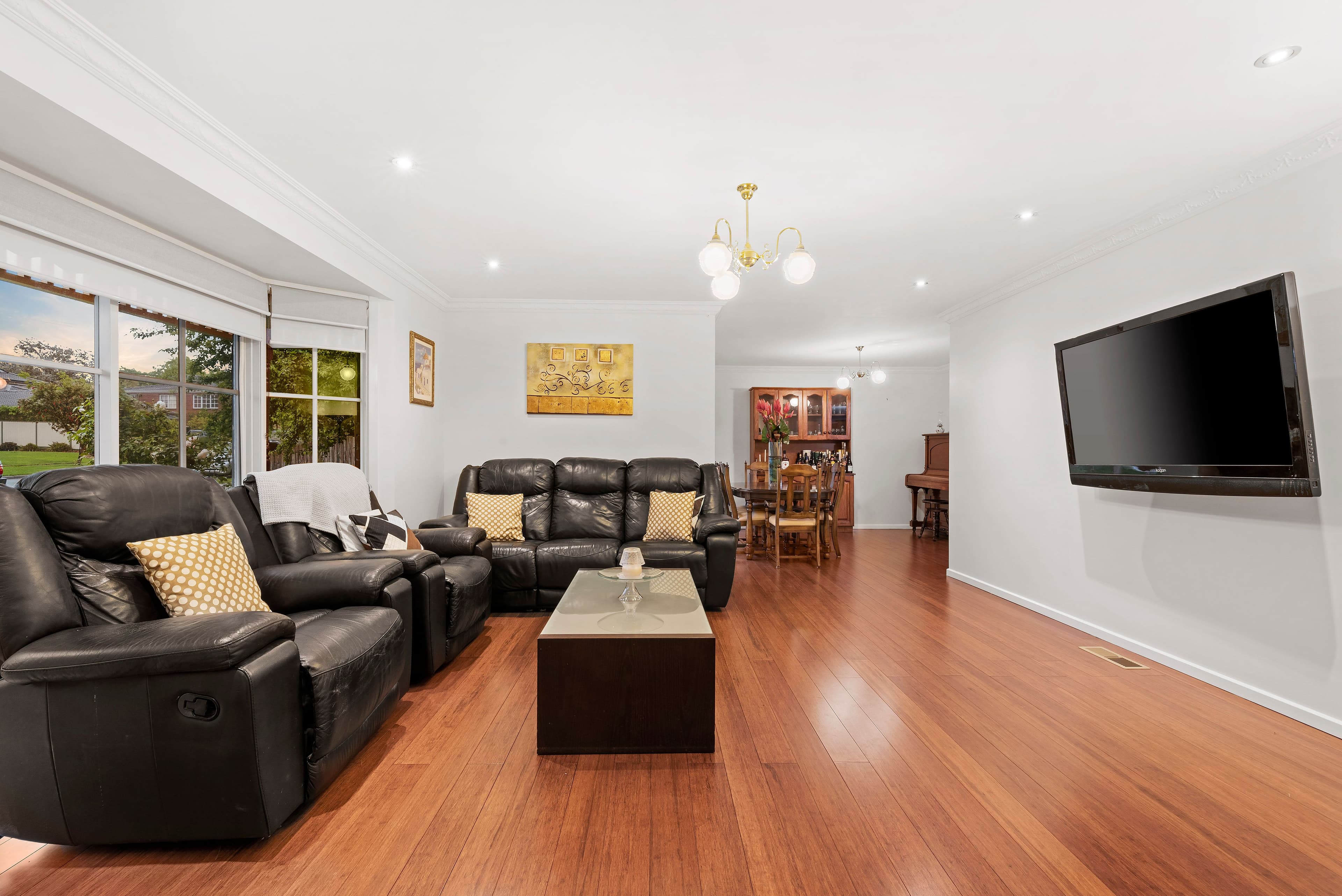 3 Tandragee Close, Wantirna South VIC 3152, Wantirna South - Thumbnail 2