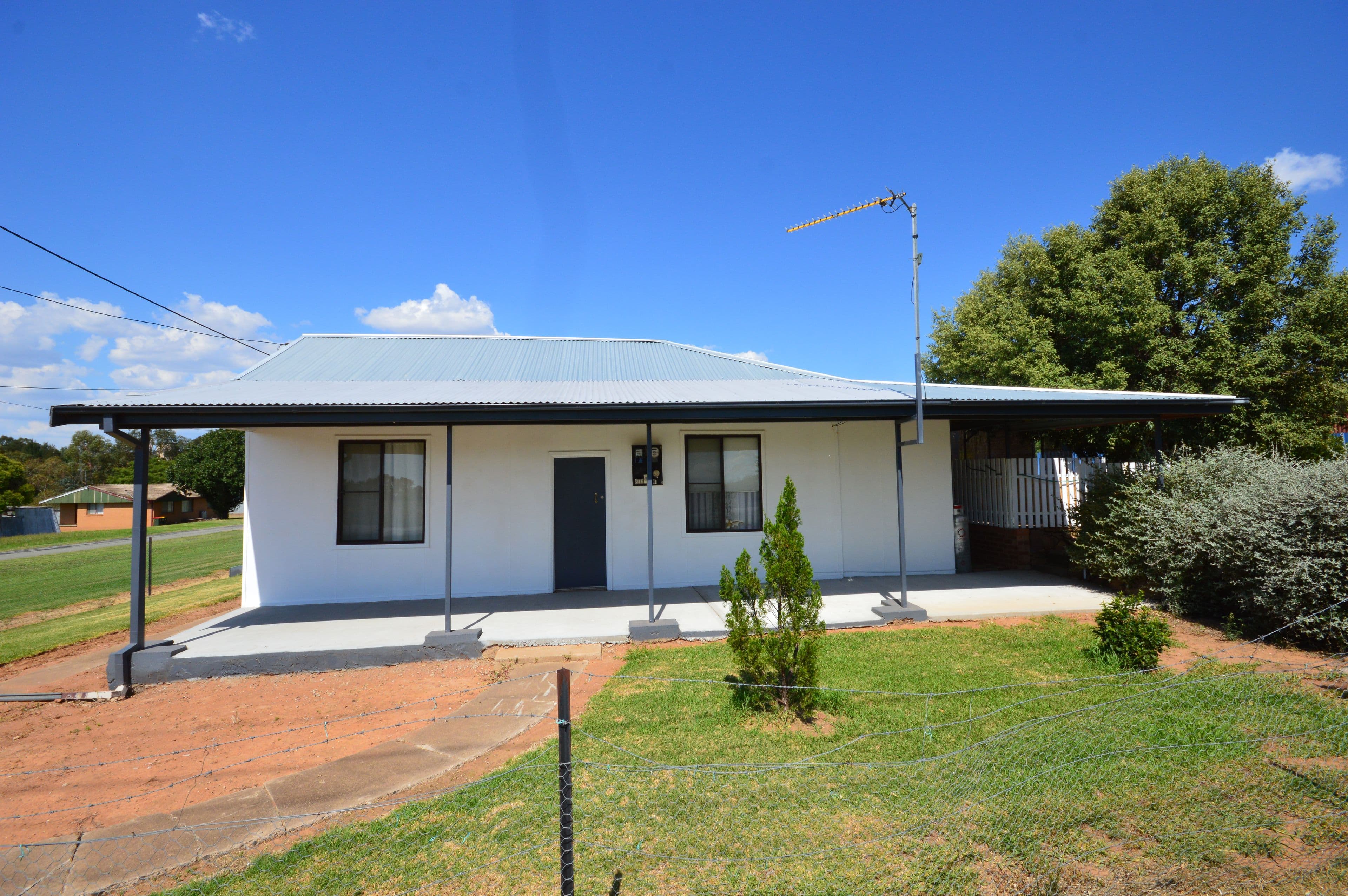10 Icely Street, Canowindra - Image 1
