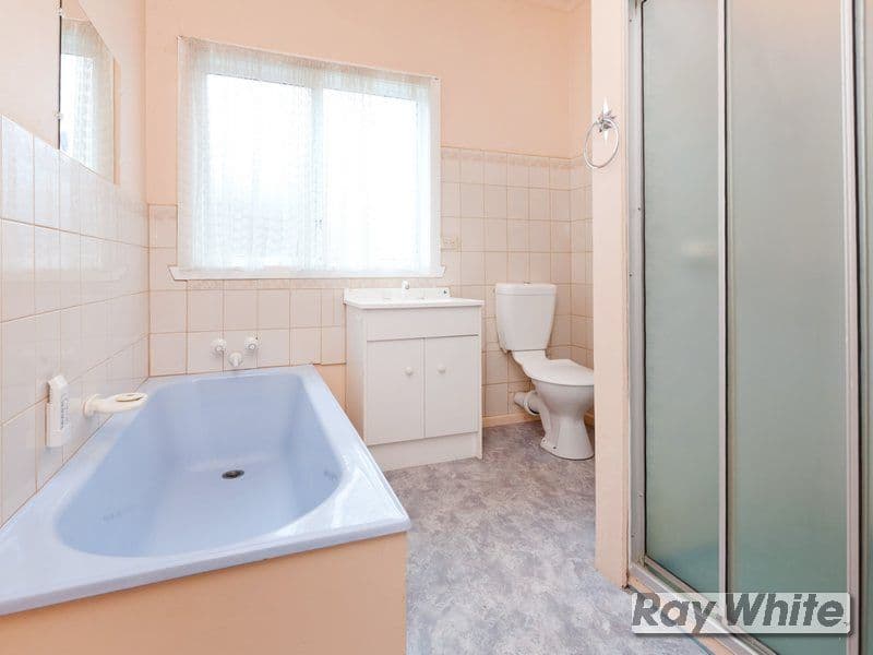19 Lawson Crescent, ROSEBUD VIC 3939, Rosebud - Thumbnail 4