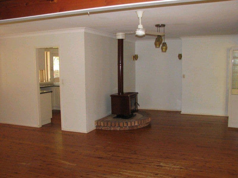 61 Fraser Street, TAHMOOR NSW 2573, Tahmoor - Thumbnail 5