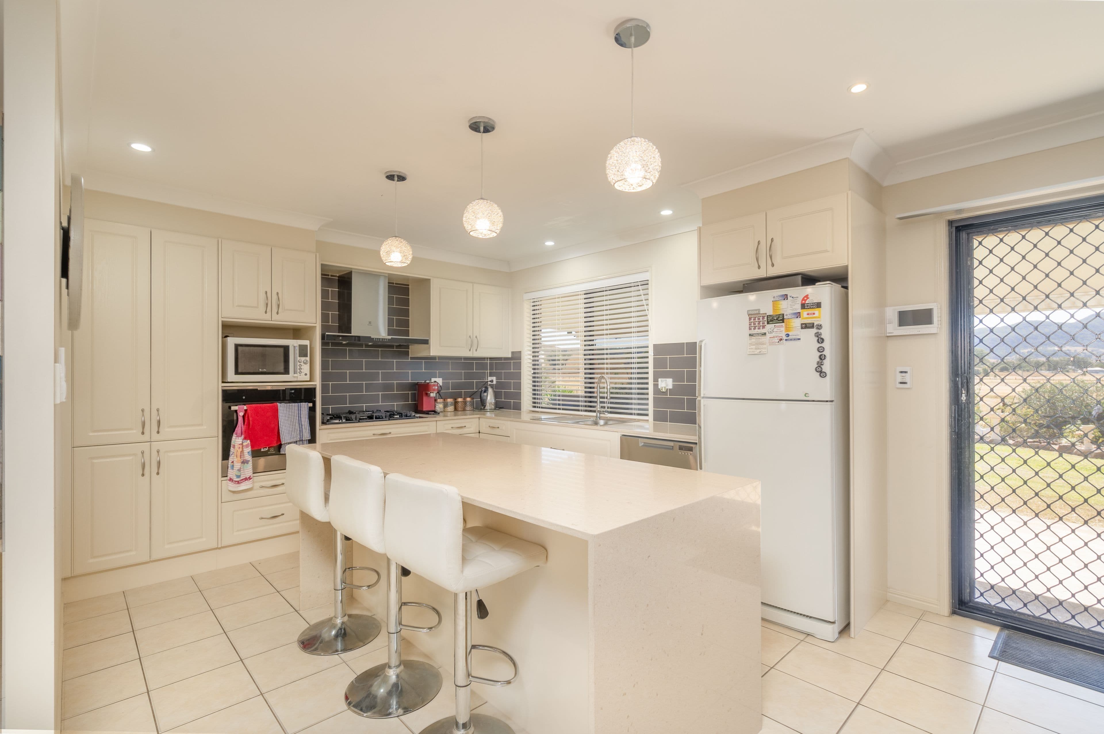 13 McLaughlin Street, Mount Alford QLD 4310, Mount Alford - Thumbnail 3