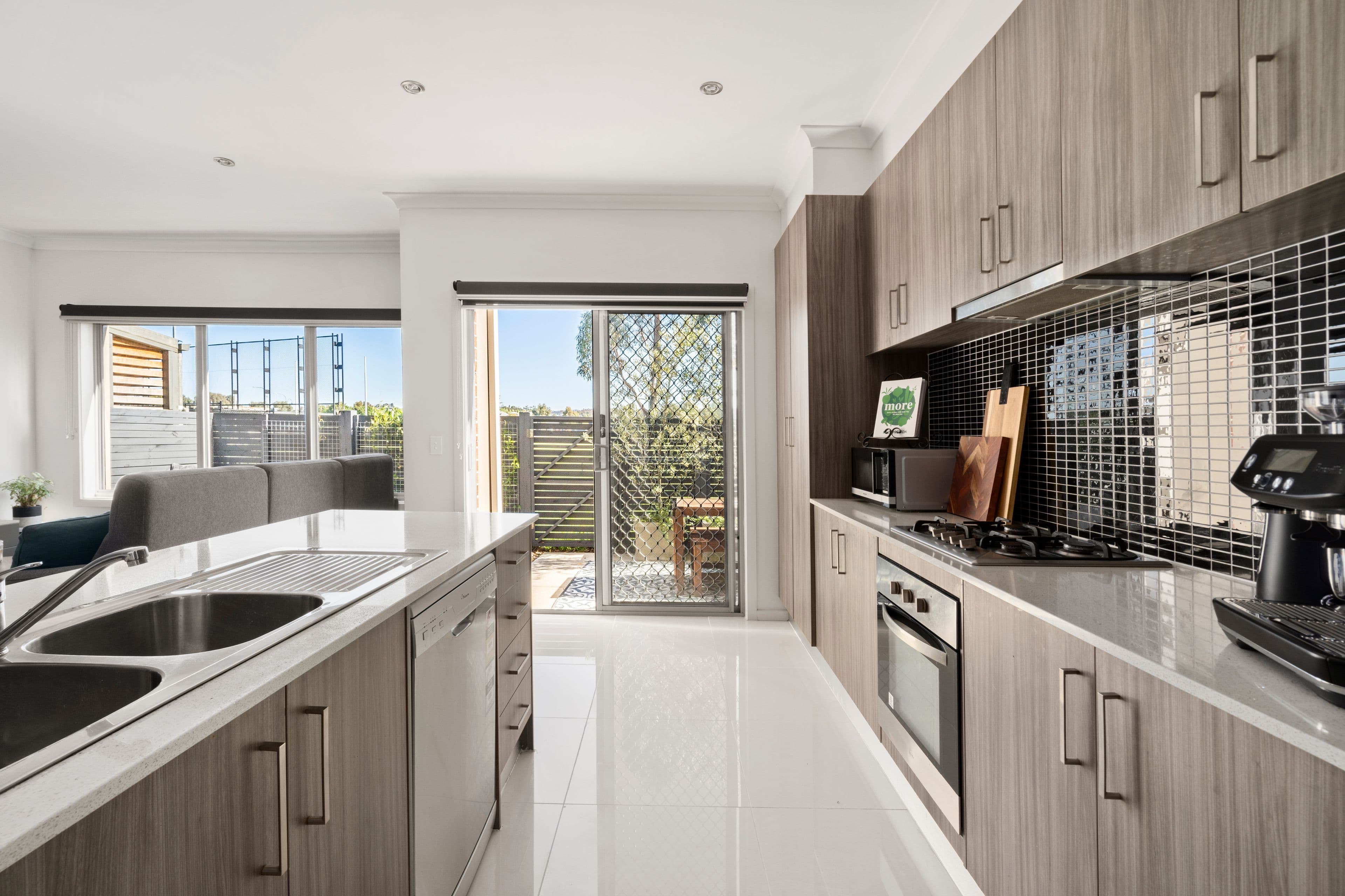 20 Painted Hills Road, Doreen VIC 3754, Doreen - Thumbnail 5