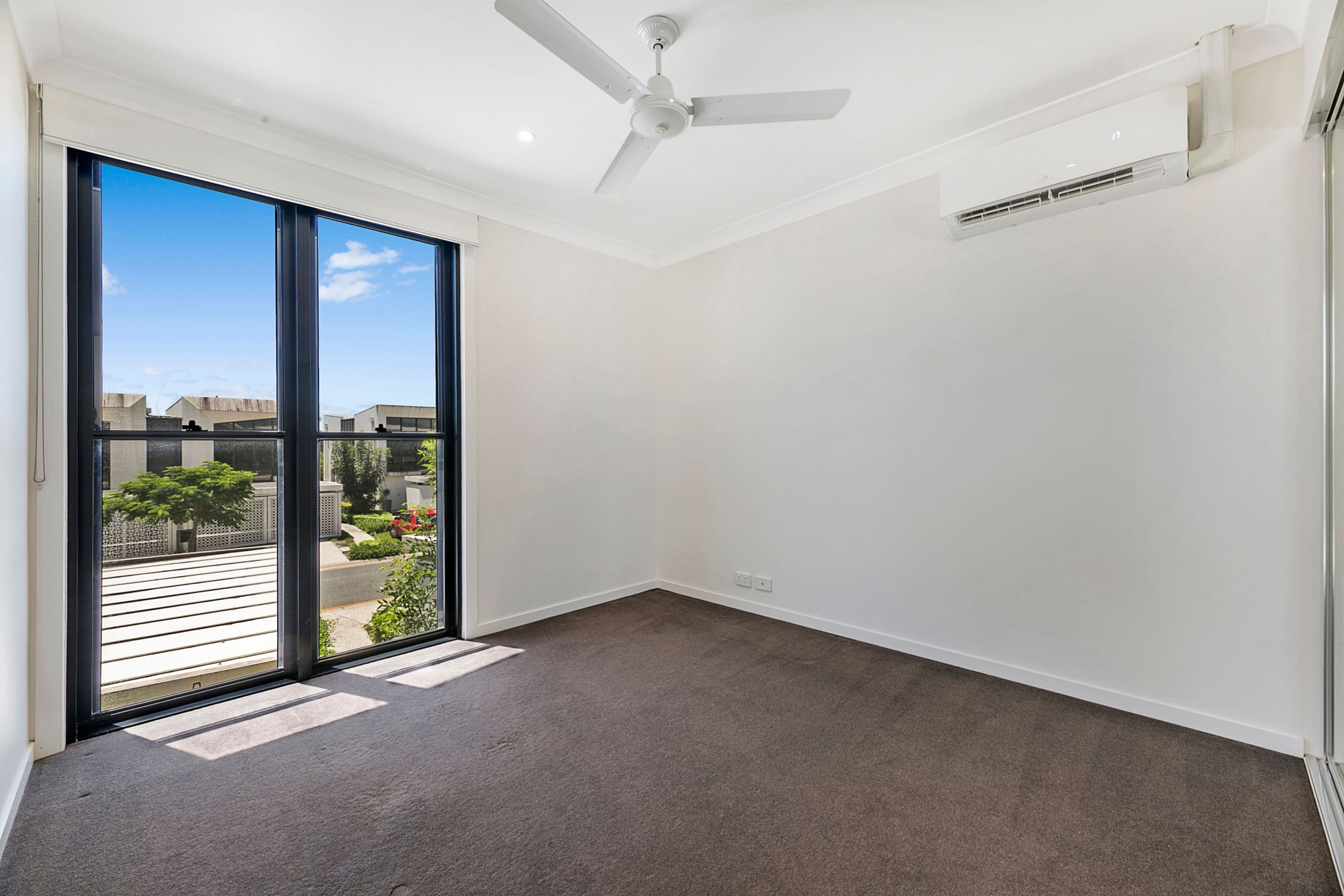 57 Peninsula Drive, Robina QLD 4226, Robina - Thumbnail 8