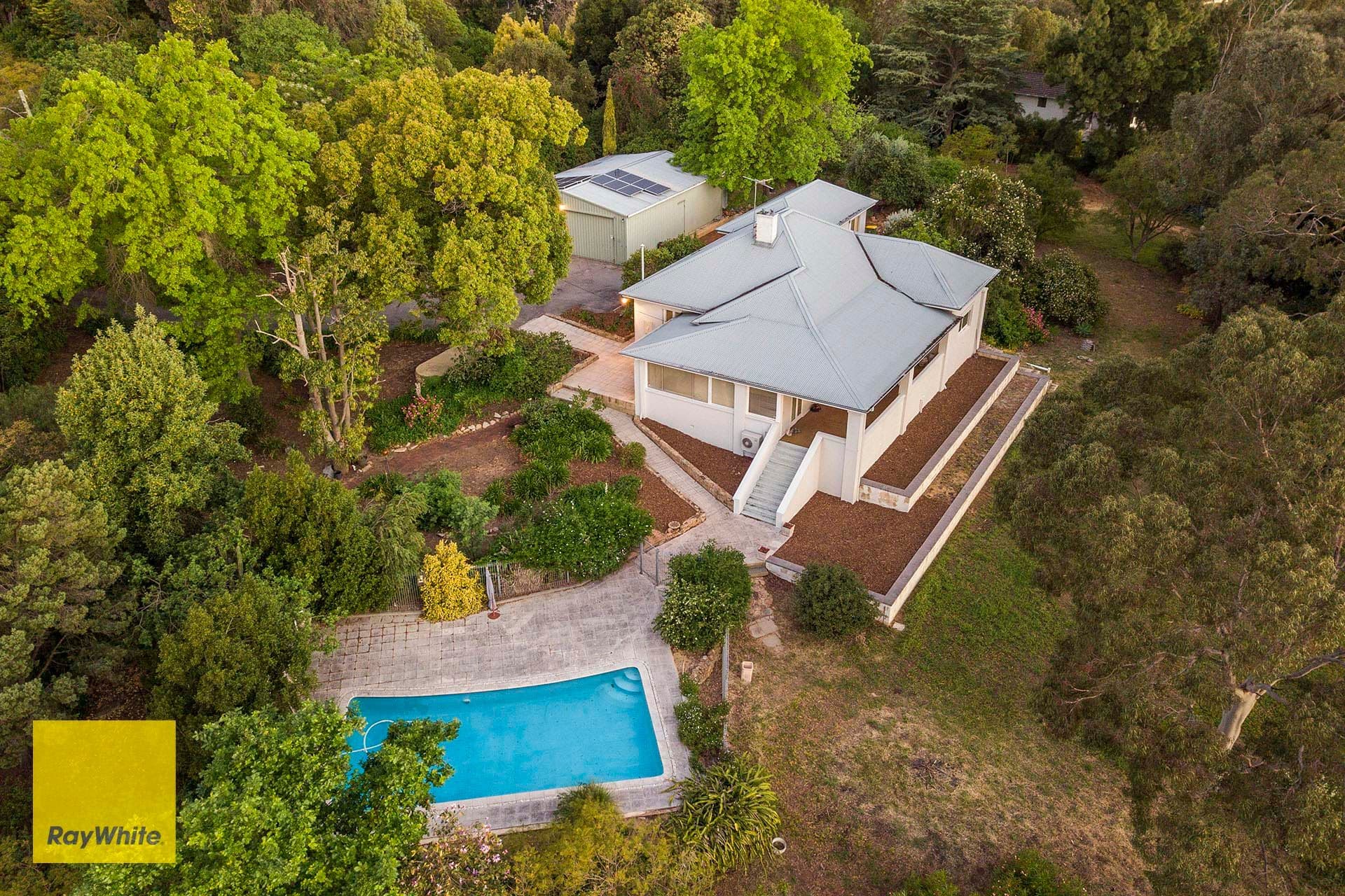 67 Lenori Road, Gooseberry Hill WA 6076, Gooseberry Hill - Thumbnail 2