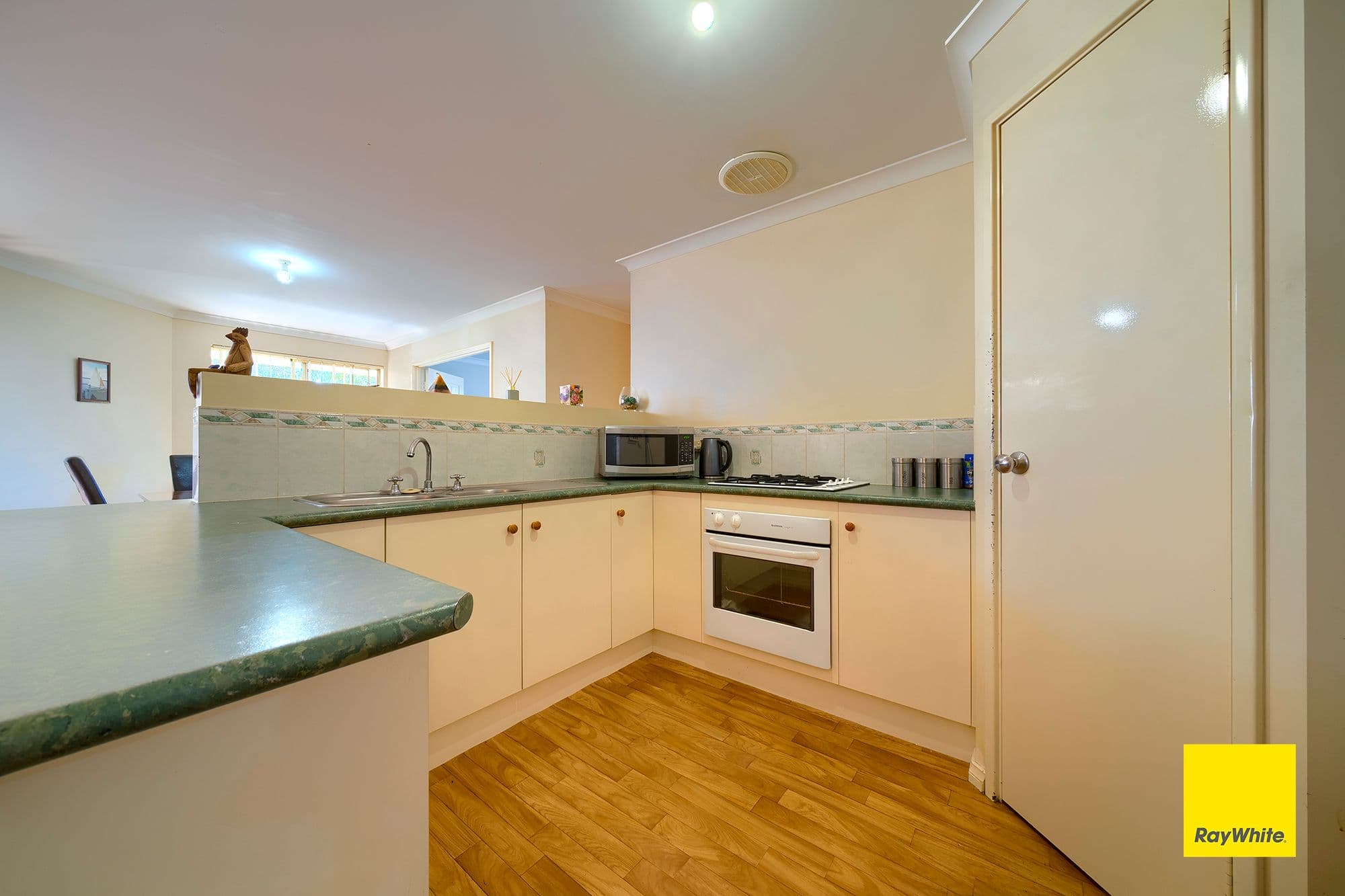 72 Mckail Street, Orana WA 6330, Orana - Thumbnail 3