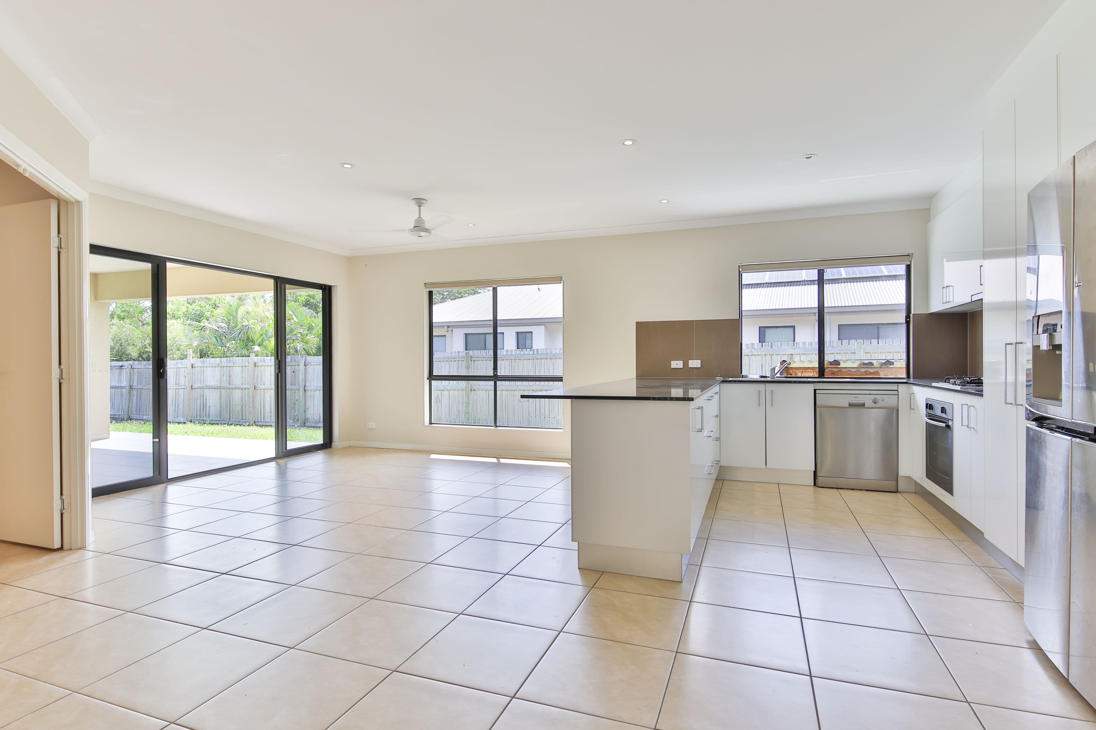 9 Twin Creek Court, Cannonvale QLD 4802, Cannonvale - Thumbnail 6