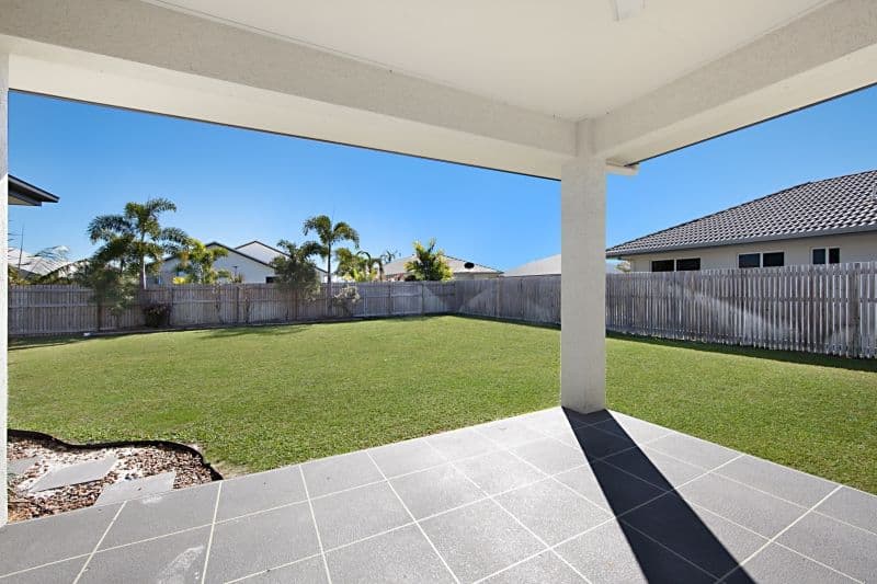 11 Ningaloo Crescent, BURDELL QLD 4818, Burdell - Thumbnail 6