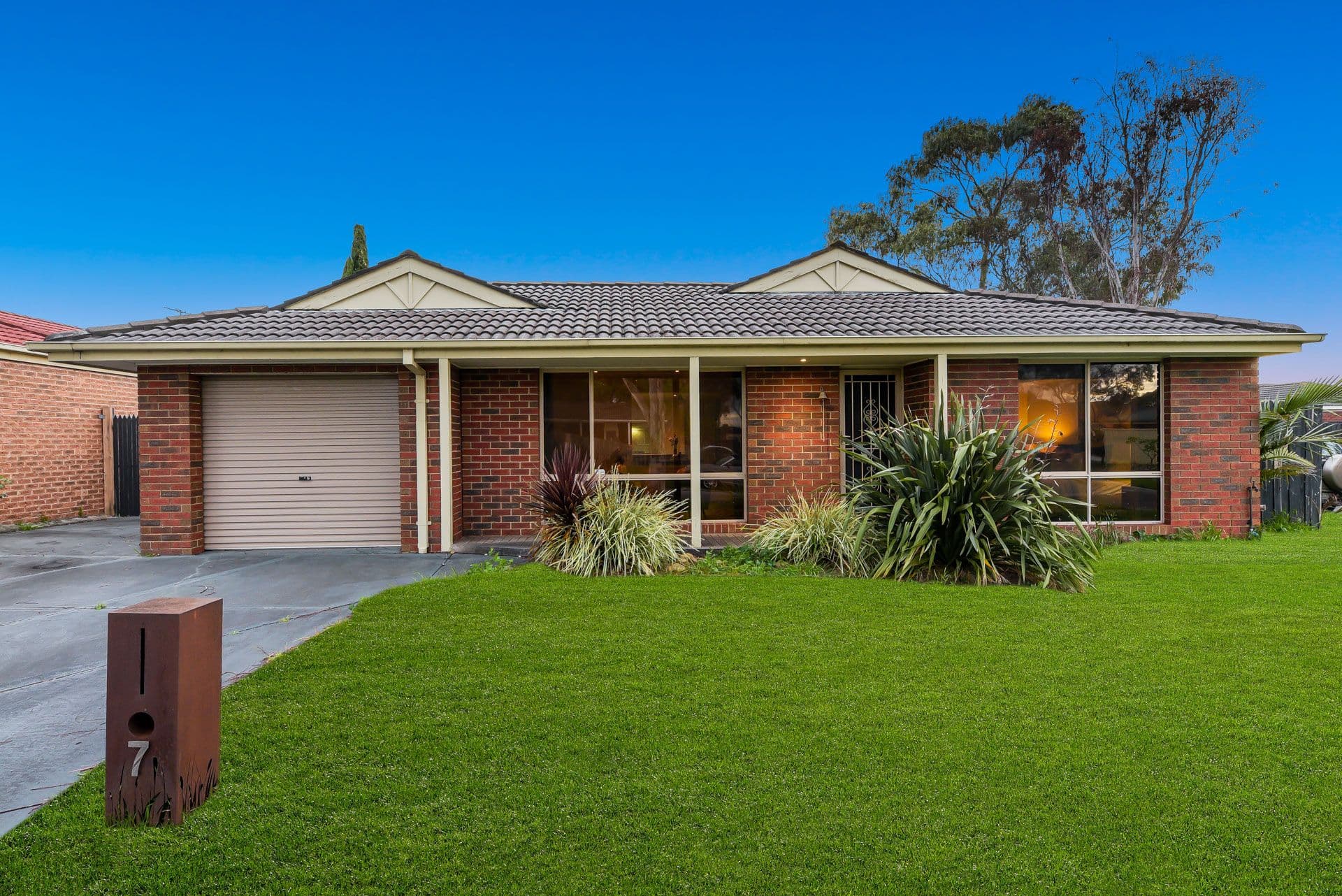 7 Grand Arch Way, Berwick VIC 3806, Berwick - Image 1