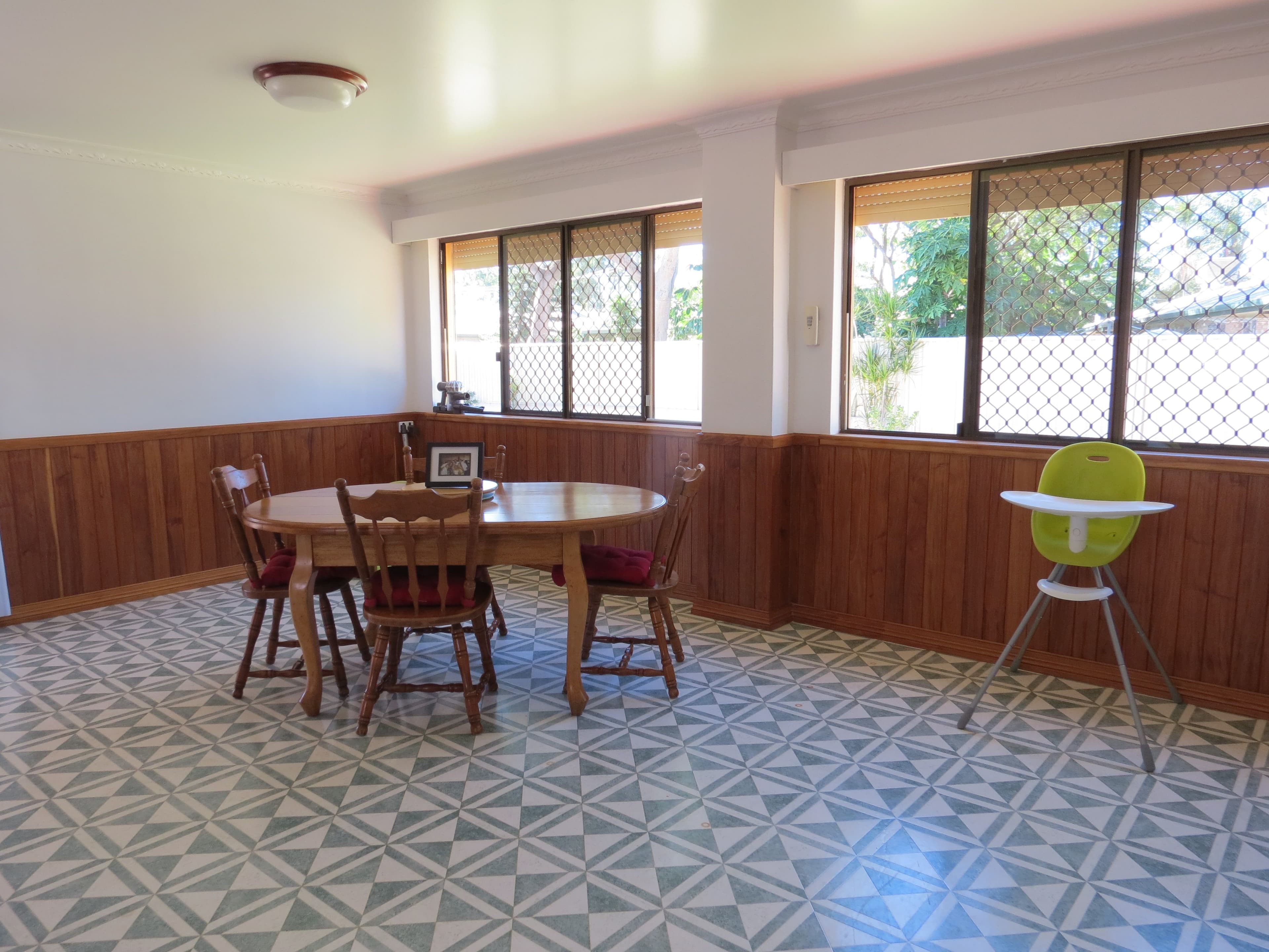8 Martin Place, Emerald QLD 4720, Emerald - Thumbnail 6
