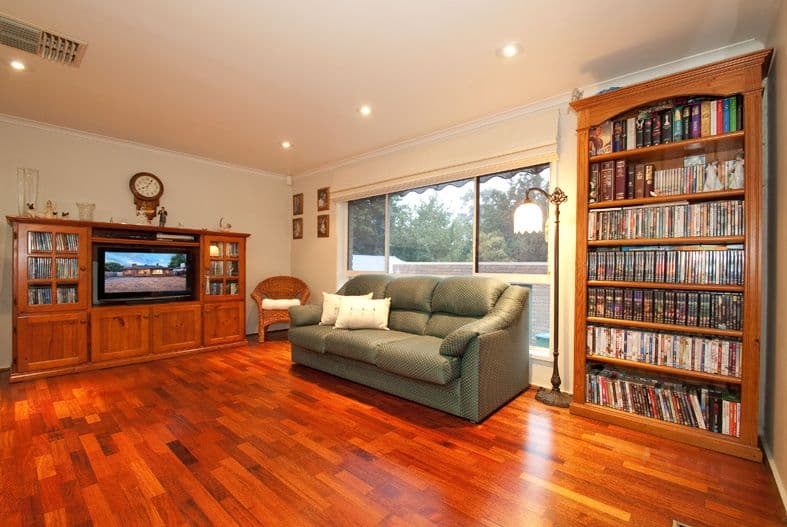 16 LYONS Road, CROYDON NORTH VIC 3136, Croydon North - Thumbnail 2