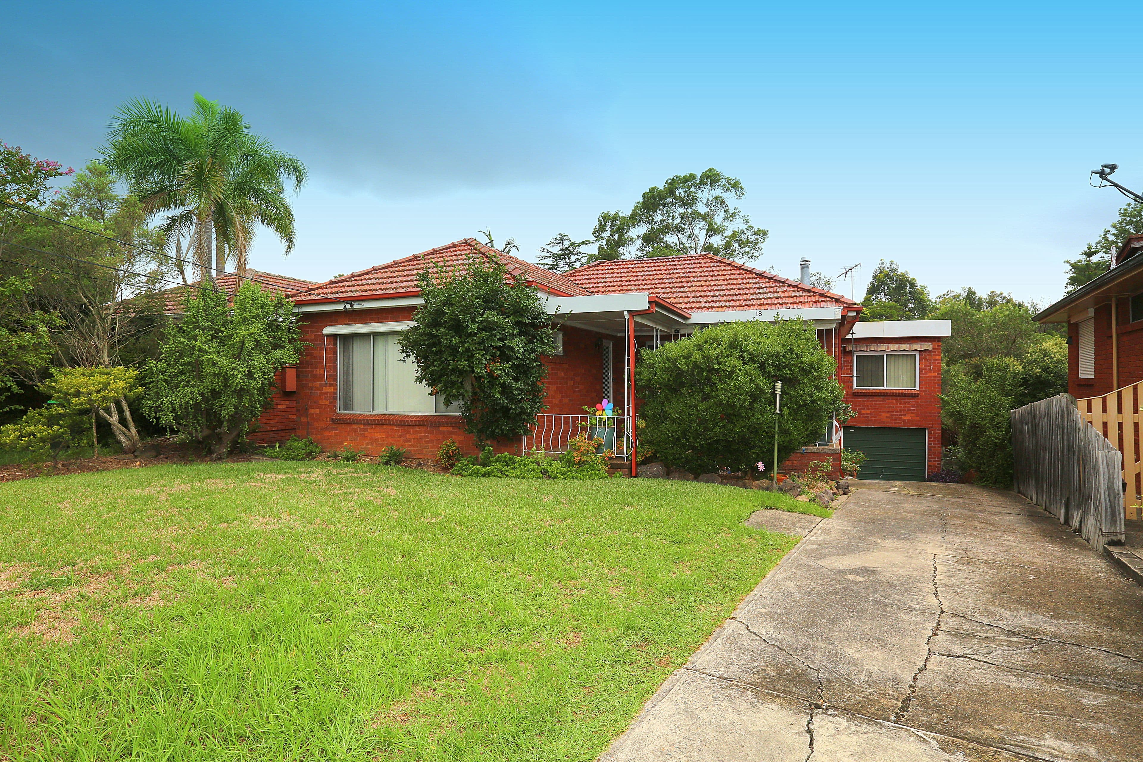 18 Collins Crescent, Yagoona - Image 1