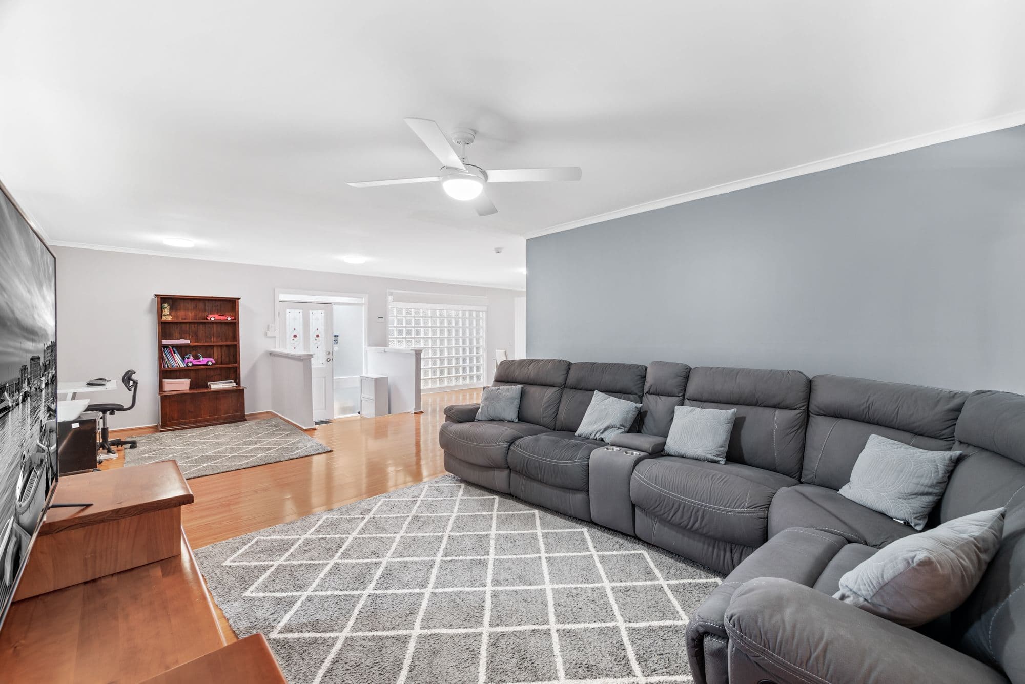 30 Dewrang Avenue, Bradbury NSW 2560, Bradbury - Thumbnail 2