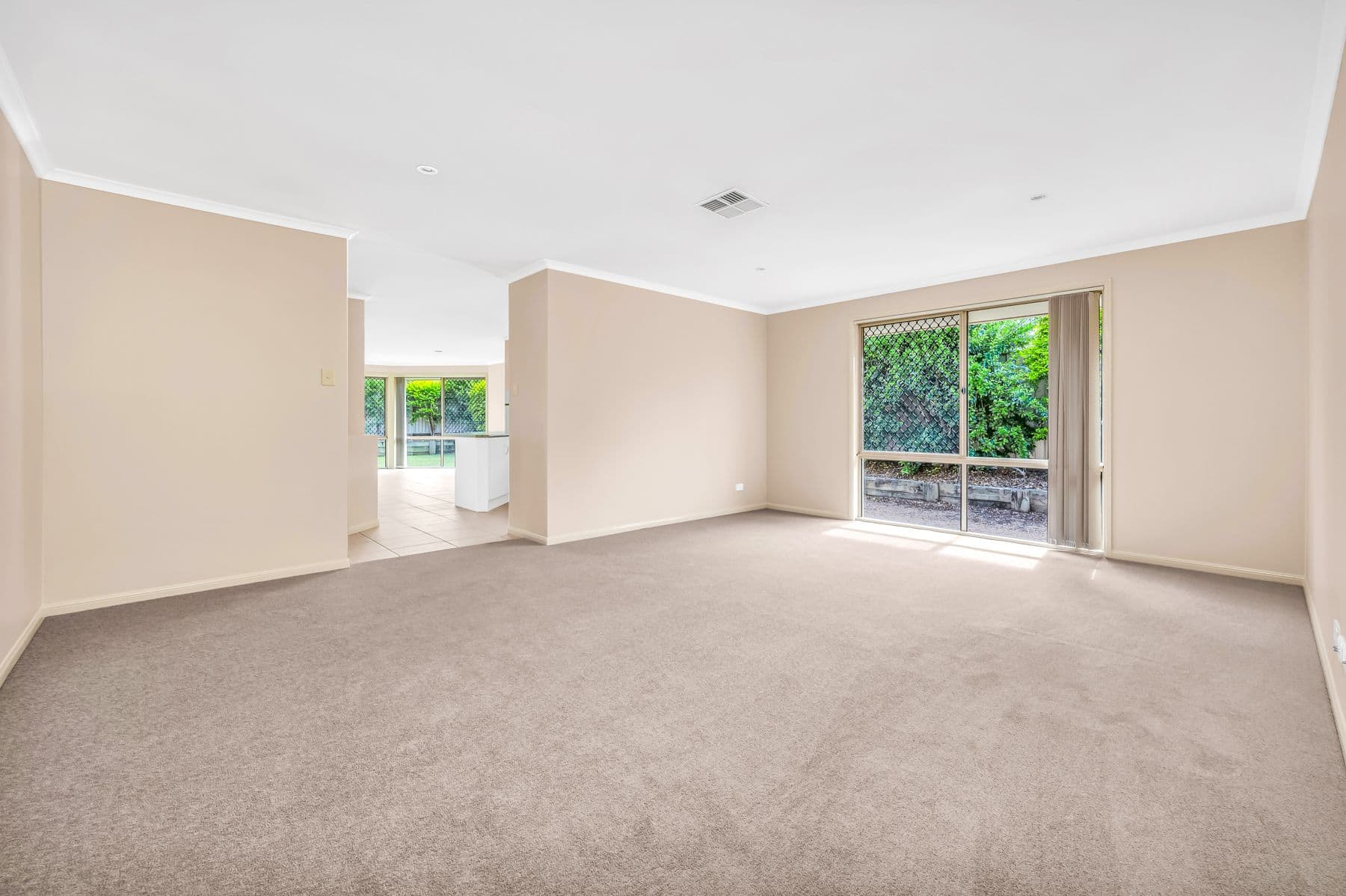 68 Casey Drive, Hunterview NSW 2330, Hunterview - Thumbnail 2