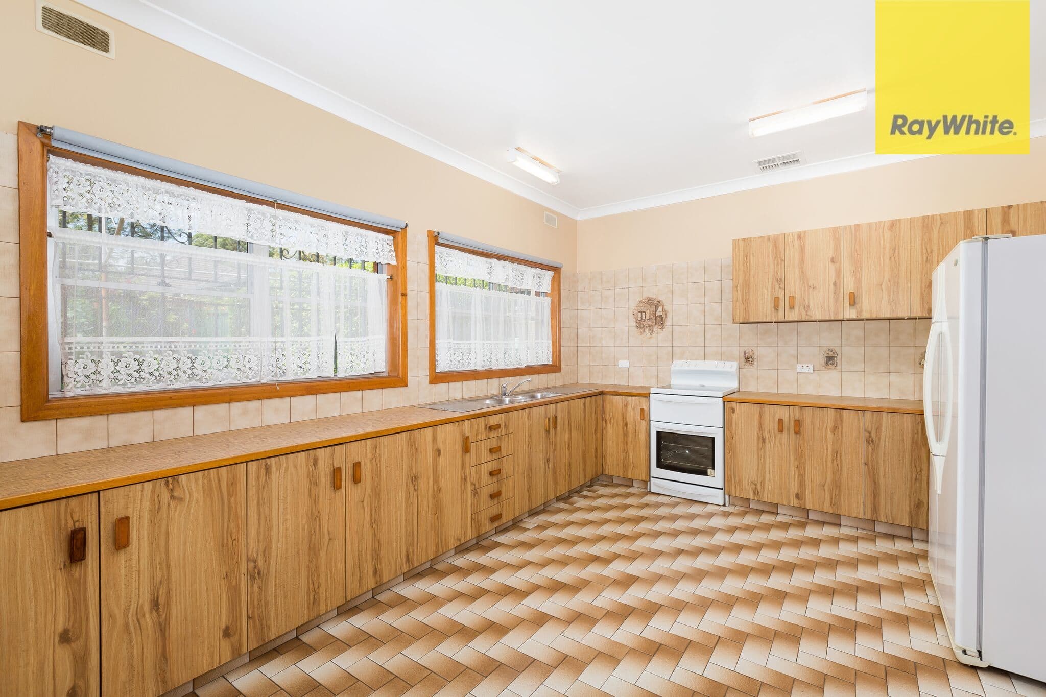 20 Binney Street, Caringbah South NSW 2229, Caringbah South - Thumbnail 5