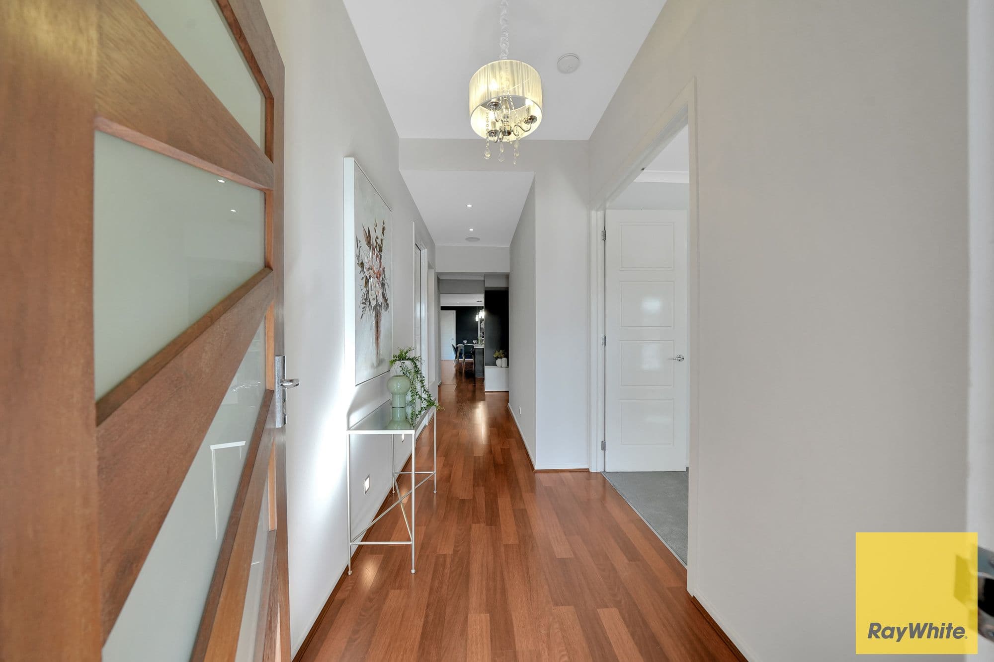 2 Fremantle Place, Taylors Hill VIC 3037, Taylors Hill - Thumbnail 3