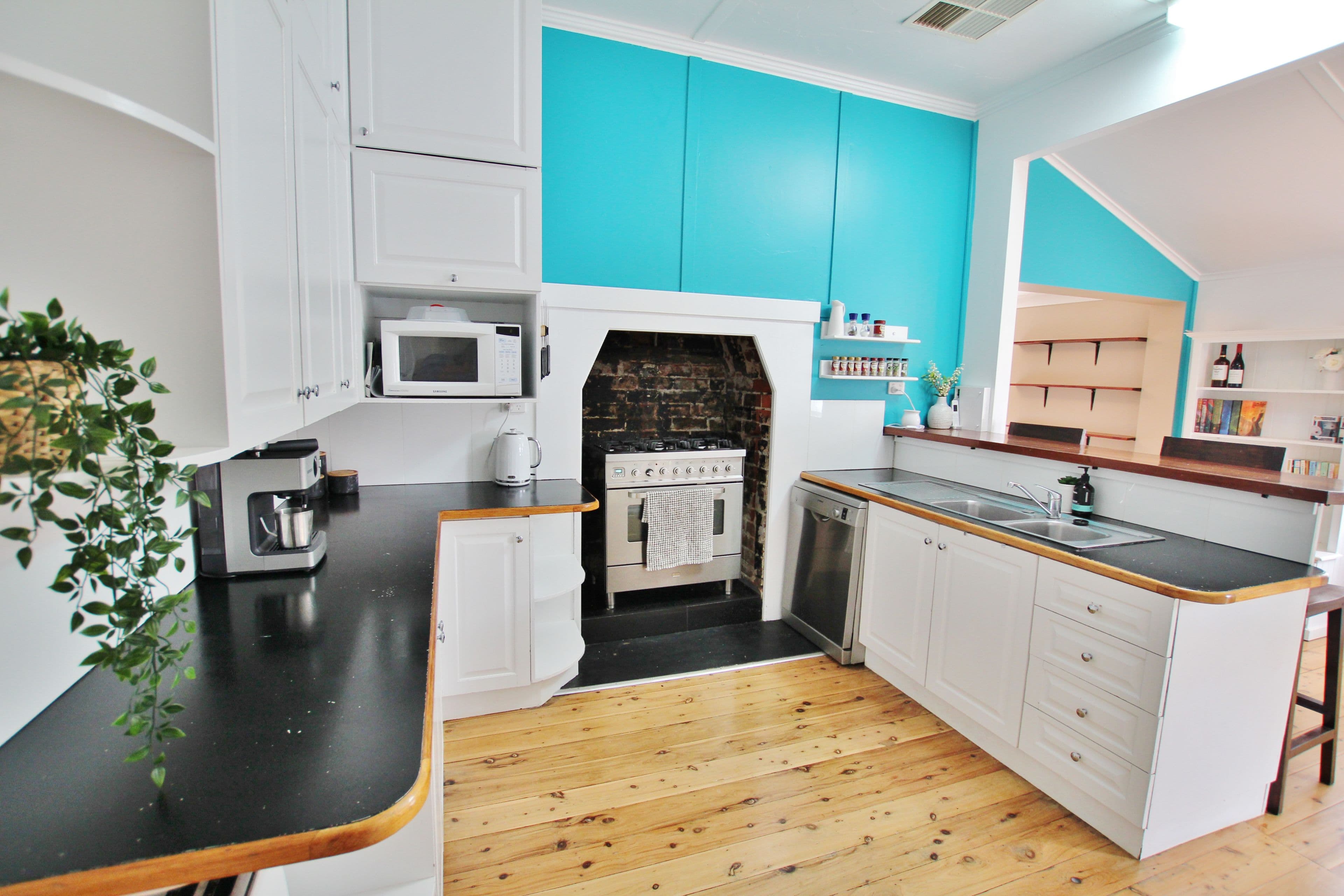 21 Hills Street, Young - Thumbnail 3