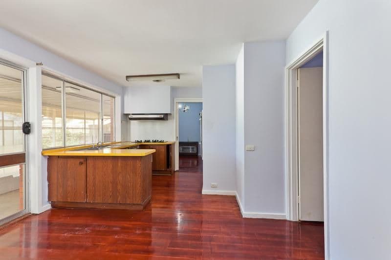 1 Bernhardt Avenue, Hoppers Crossing VIC 3029, Hoppers Crossing - Thumbnail 2
