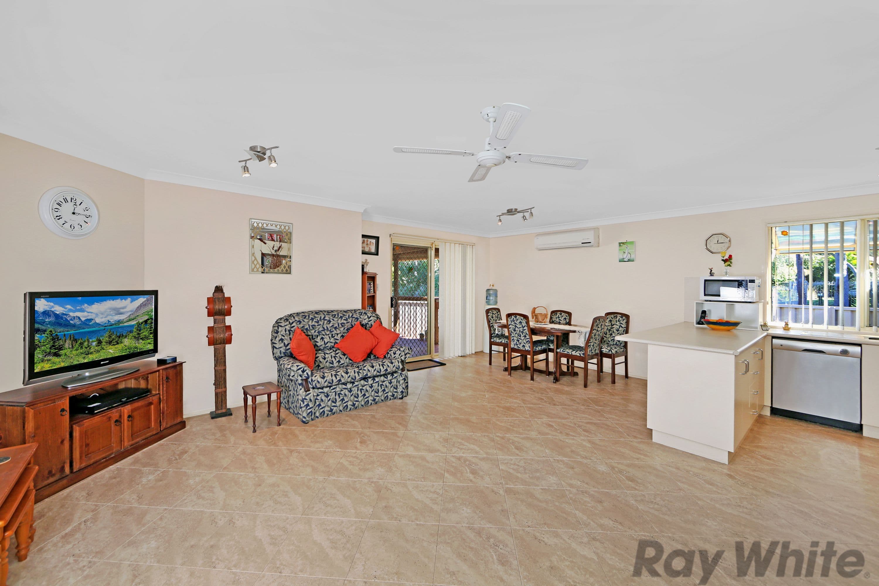 6 Delavia Drive, Lake Munmorah - Thumbnail 2