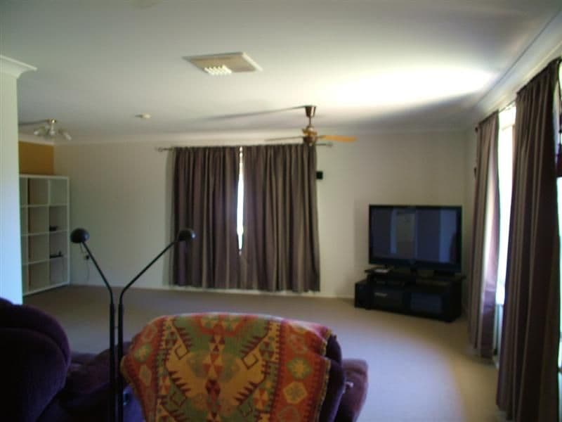 2R Newmarket Road, DUBBO NSW 2830, Dubbo - Thumbnail 7