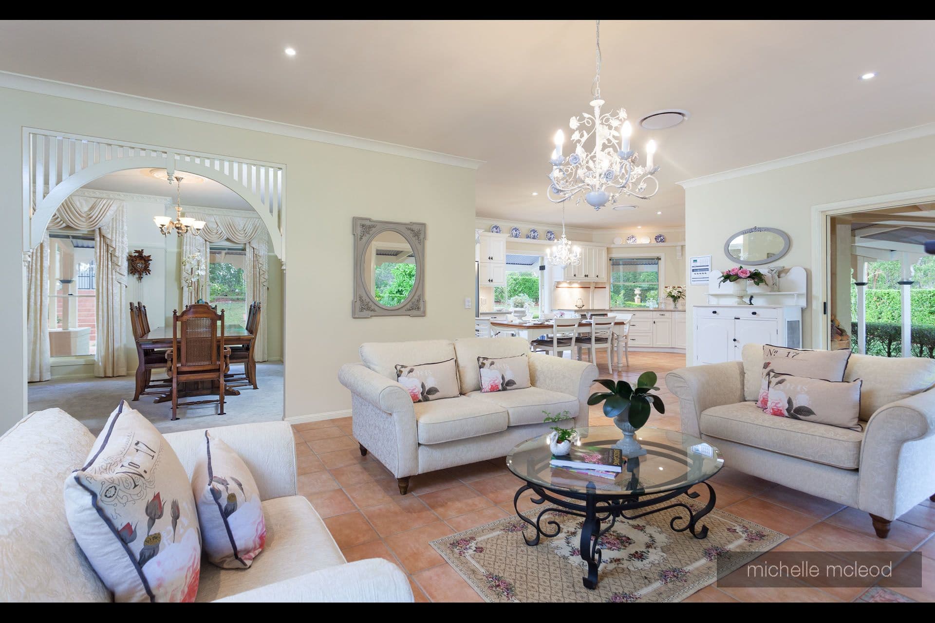 99 Tinarra Crescent, Kenmore Hills QLD 4069, Kenmore Hills - Thumbnail 3