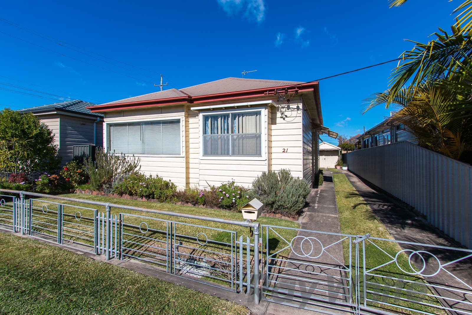 21 Hunter Street, Georgetown - Thumbnail 2