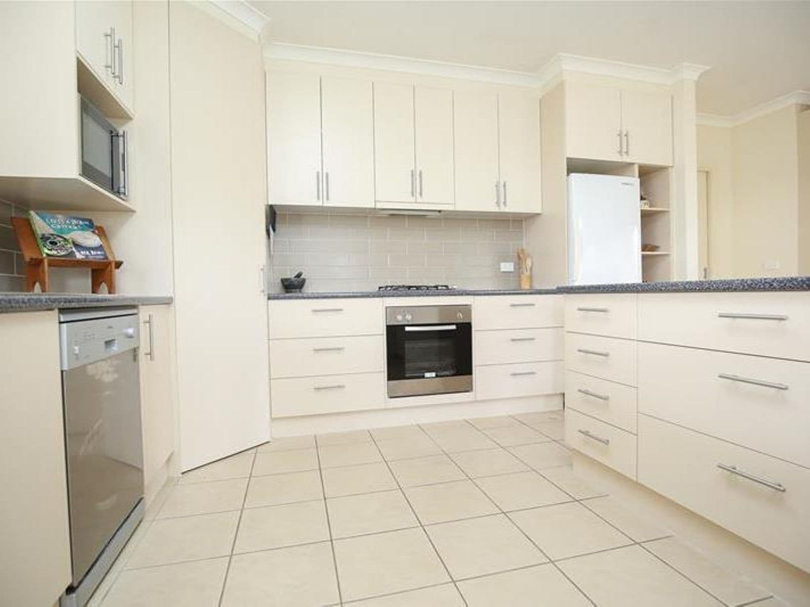 5 Spitfire Court, Mildura - Thumbnail 6