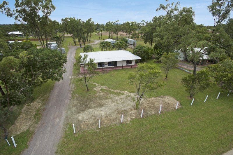 15 Frendon Parade, MOUNT LOW QLD 4818, Mount Low - Thumbnail 2