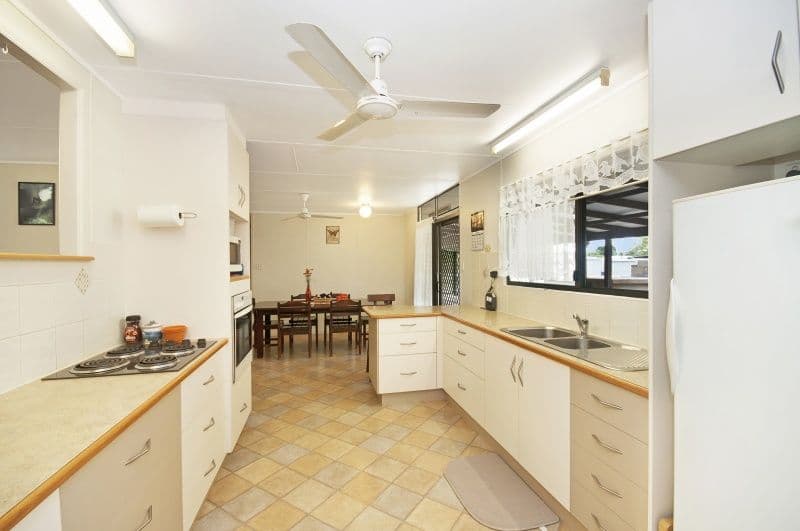 15 Frendon Parade, MOUNT LOW QLD 4818, Mount Low - Thumbnail 4