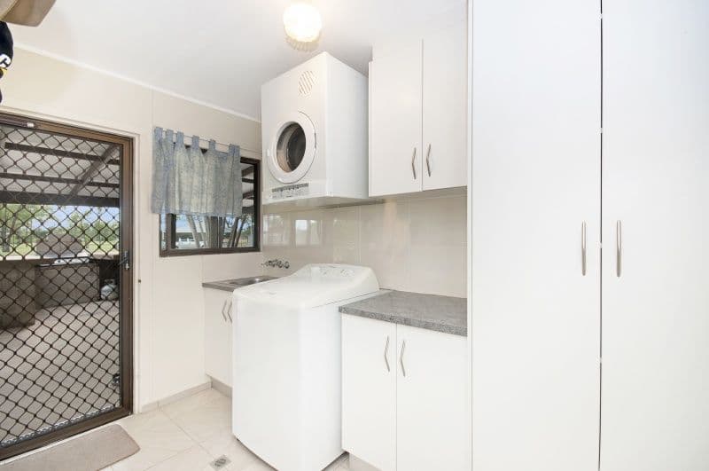 15 Frendon Parade, MOUNT LOW QLD 4818, Mount Low - Thumbnail 7
