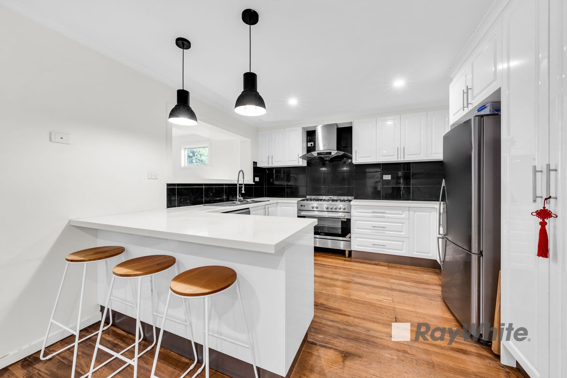 34 Mahon Crescent, Narre Warren VIC 3805, Narre Warren - Thumbnail 5